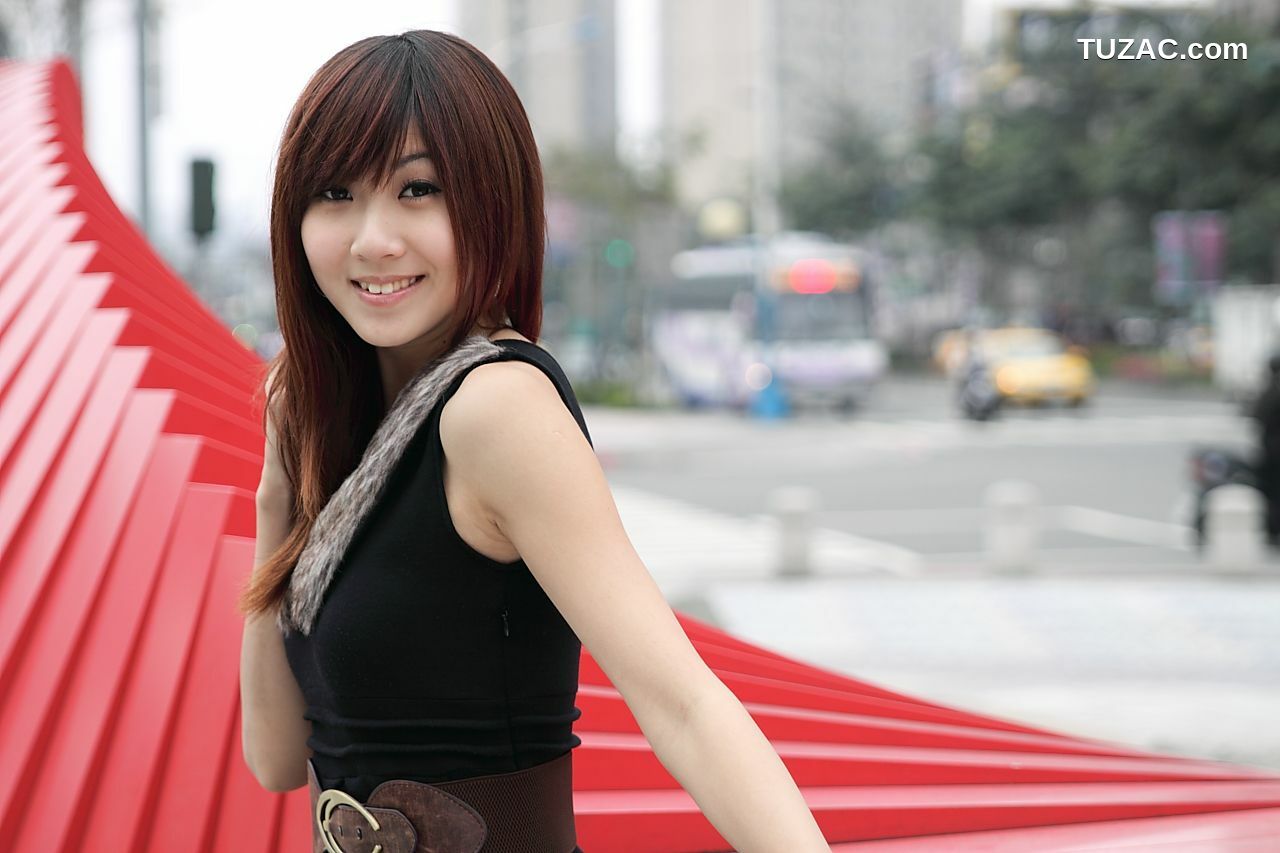 台湾正妹_台湾清纯美女Angel《黑丝街拍图片》写真合集