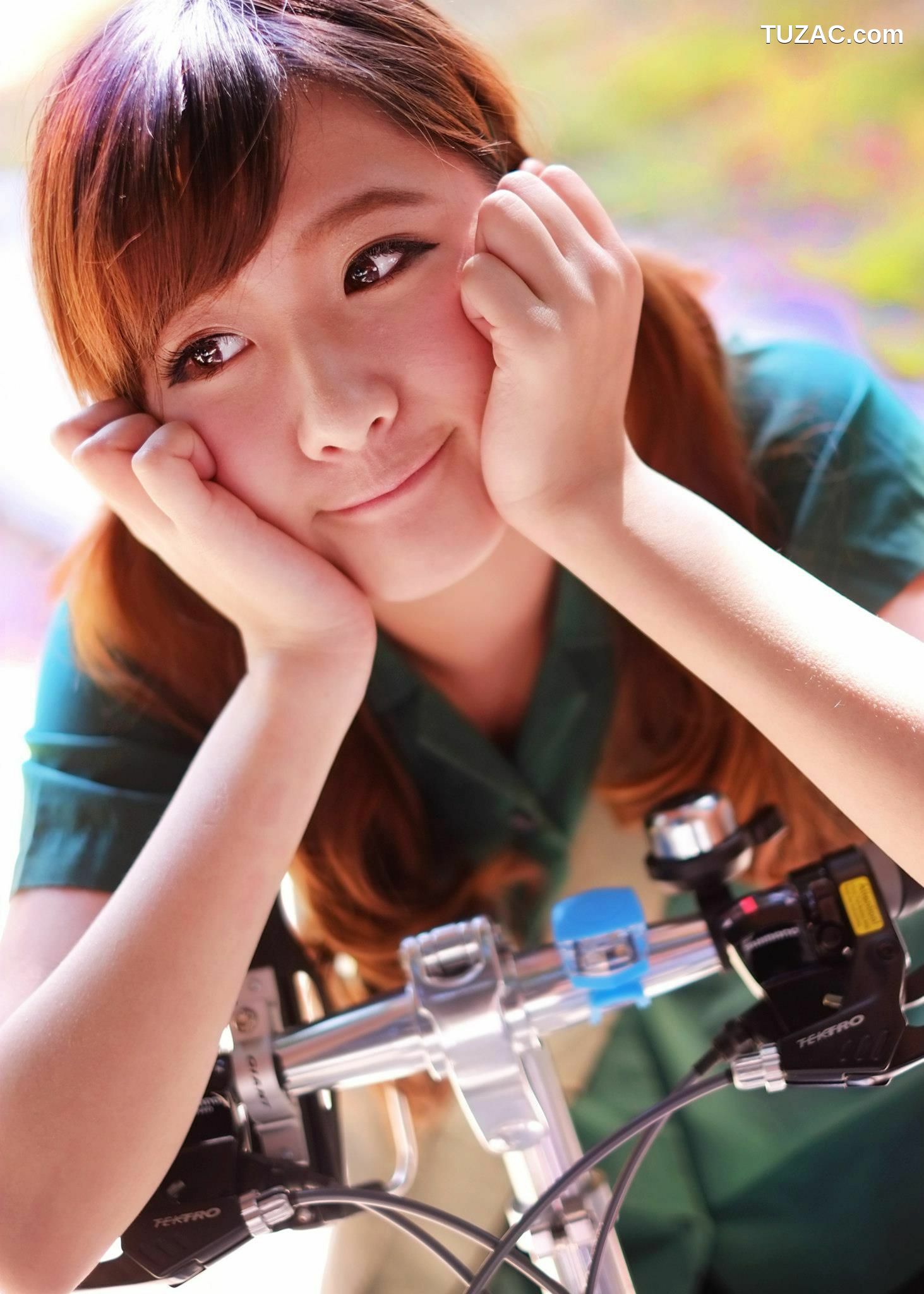 台湾正妹_台湾网红女神李思娴《自拍图片、生活照》大合集