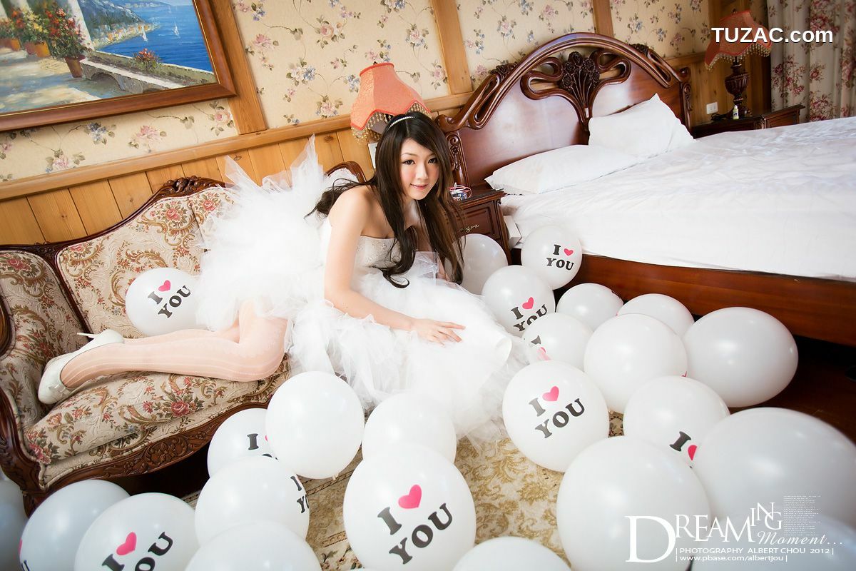 台湾正妹_台湾网络红人Winnie小雪《清境‧秋Dream Momen》婚纱篇 写真集