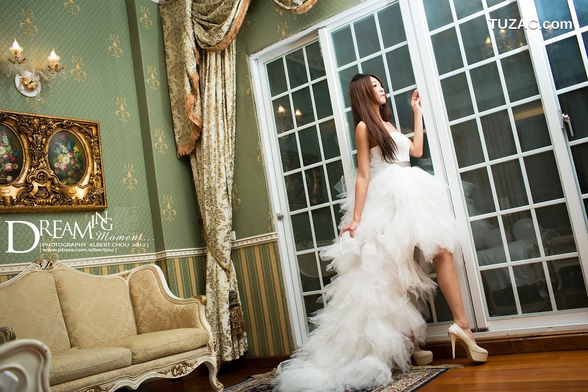 台湾正妹_台湾网络红人Winnie小雪《清境‧秋Dream Momen》婚纱篇 写真集