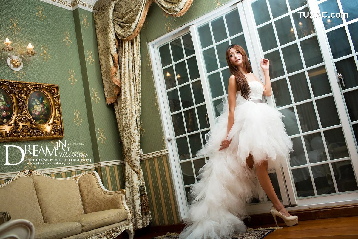 台湾正妹_台湾网络红人Winnie小雪《清境‧秋Dream Momen》婚纱篇 写真集