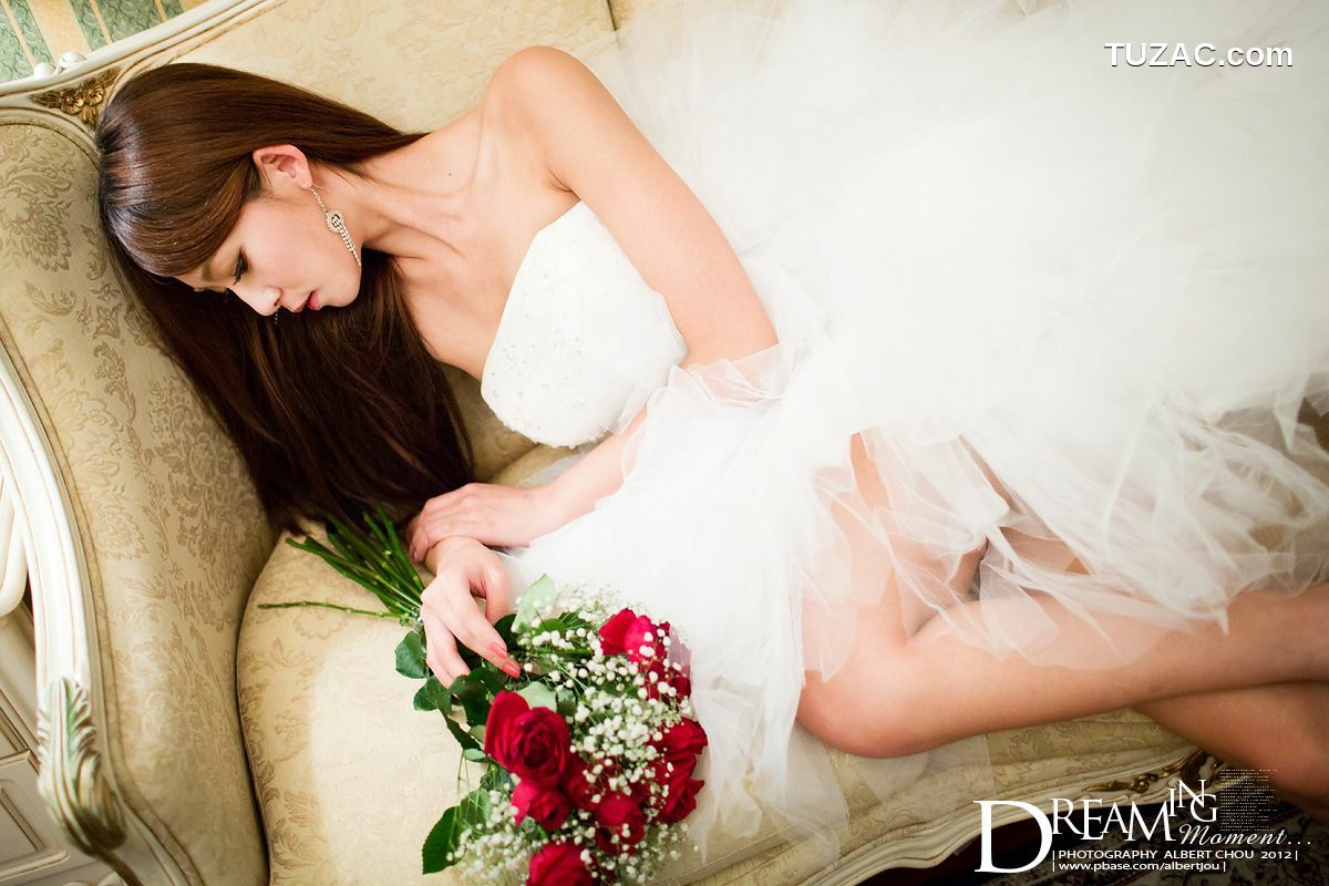 台湾正妹_台湾网络红人Winnie小雪《清境‧秋Dream Momen》婚纱篇 写真集