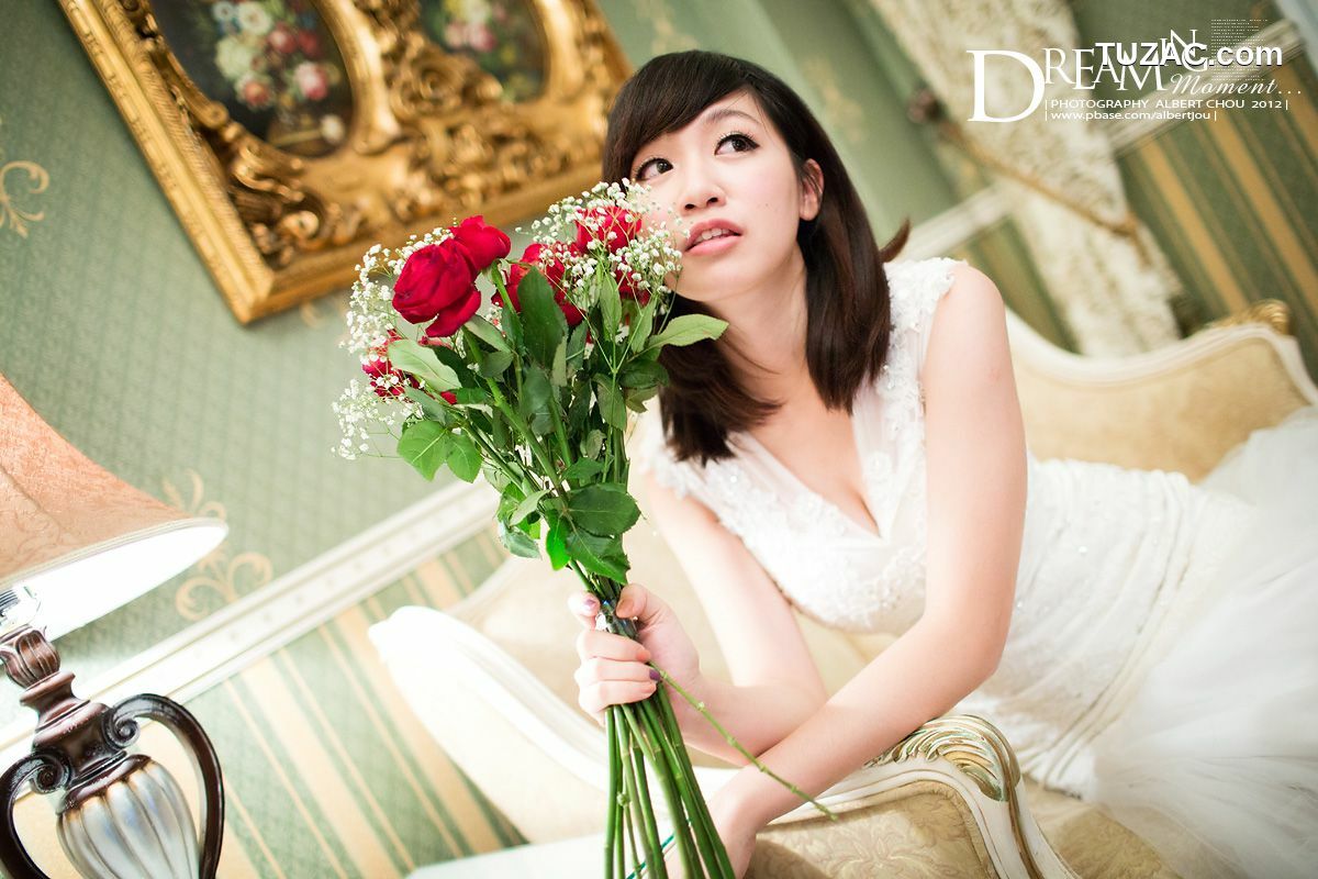 台湾正妹_台湾网络红人Winnie小雪《清境‧秋Dream Momen》婚纱篇 写真集