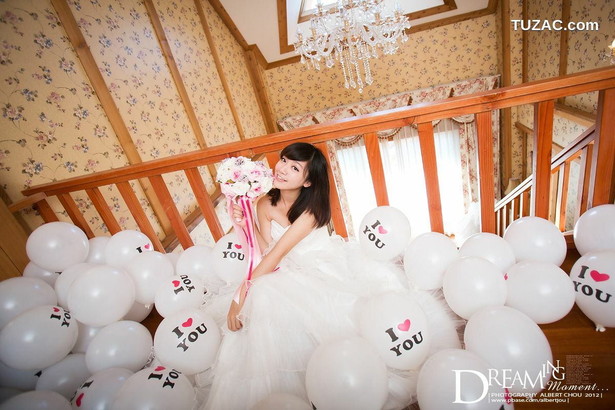 台湾正妹_台湾网络红人Winnie小雪《清境‧秋Dream Momen》婚纱篇 写真集