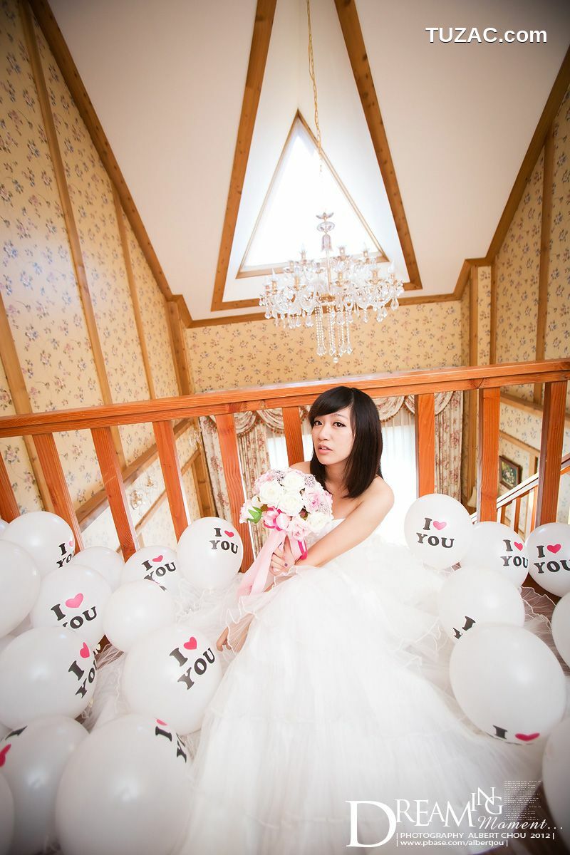 台湾正妹_台湾网络红人Winnie小雪《清境‧秋Dream Momen》婚纱篇 写真集