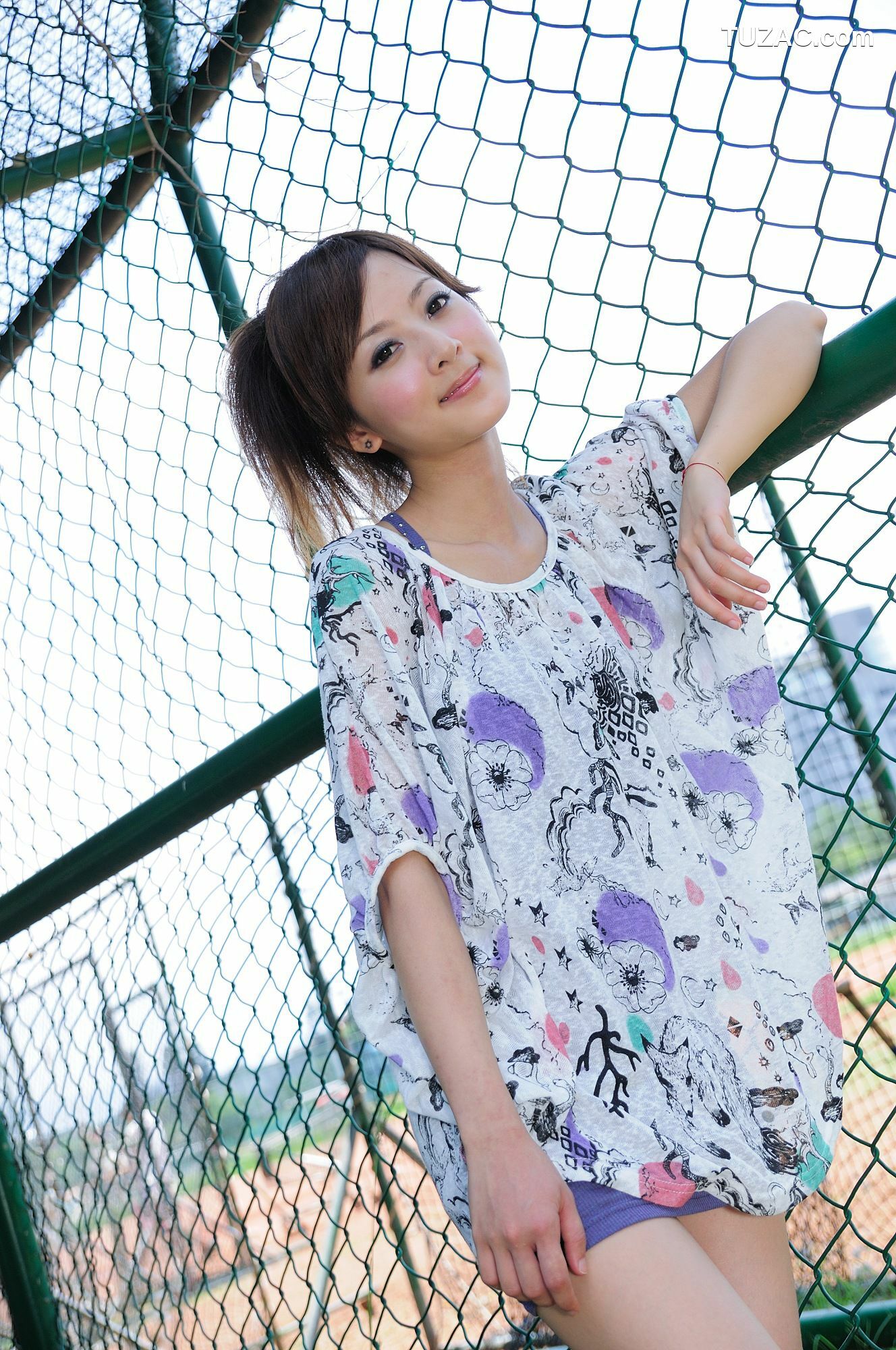 台湾正妹_台湾网络红人果子MM《台大外拍》第6部 写真集