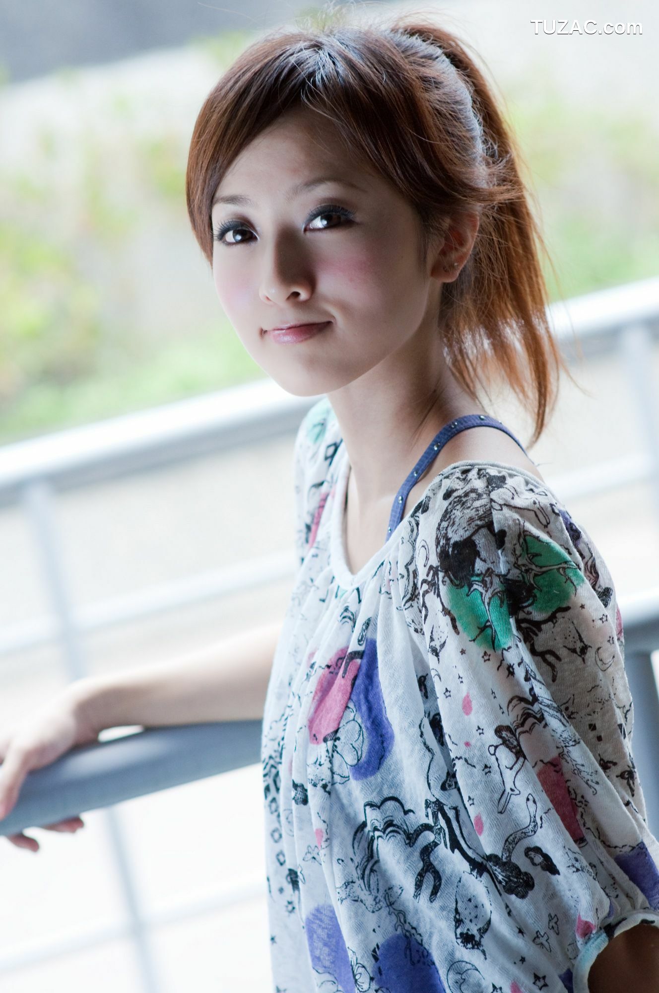 台湾正妹_台湾网络红人果子MM《台大外拍》第6部 写真集