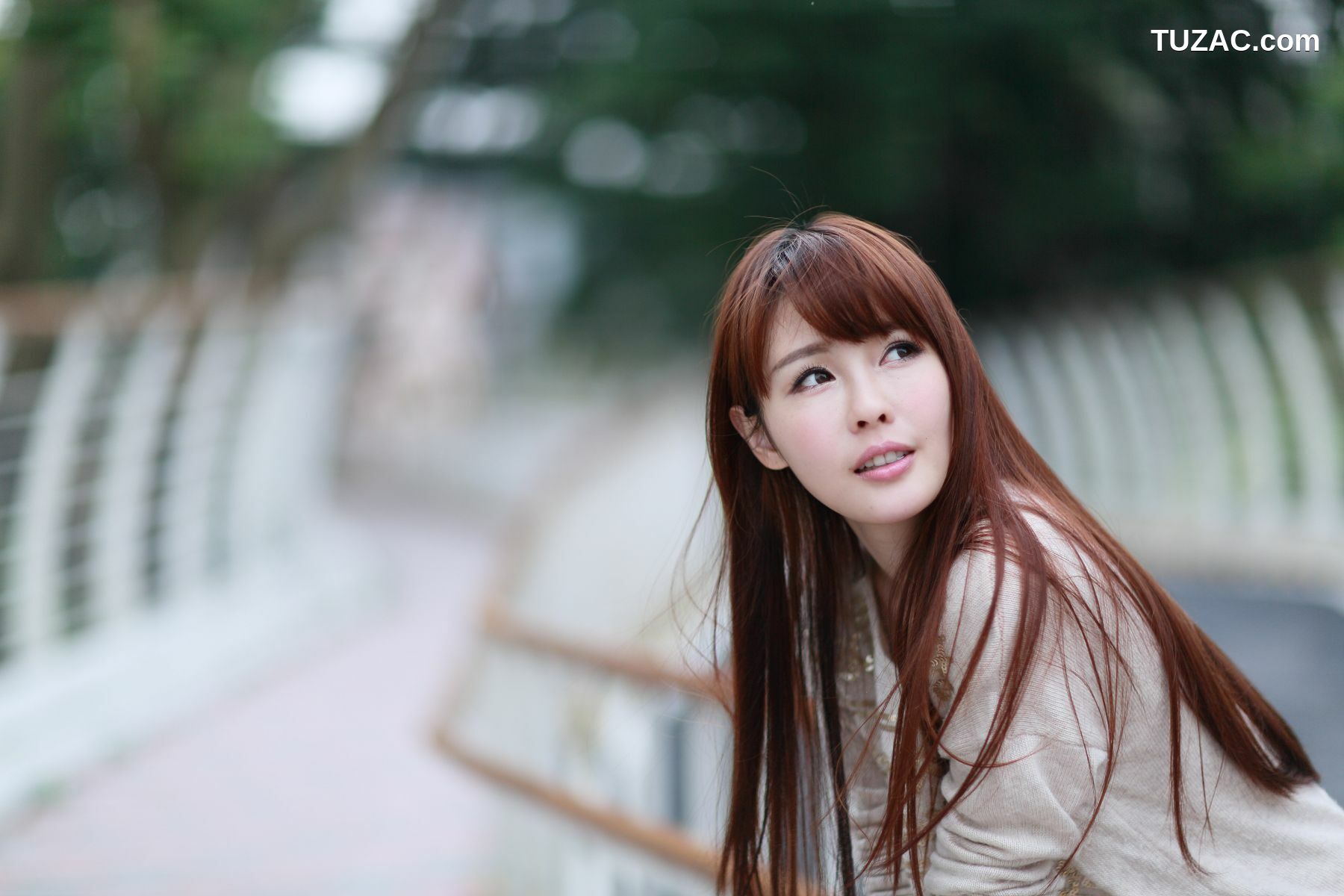 台湾正妹_台湾美女NAOMI林梵耘+蜜兒 写真合集