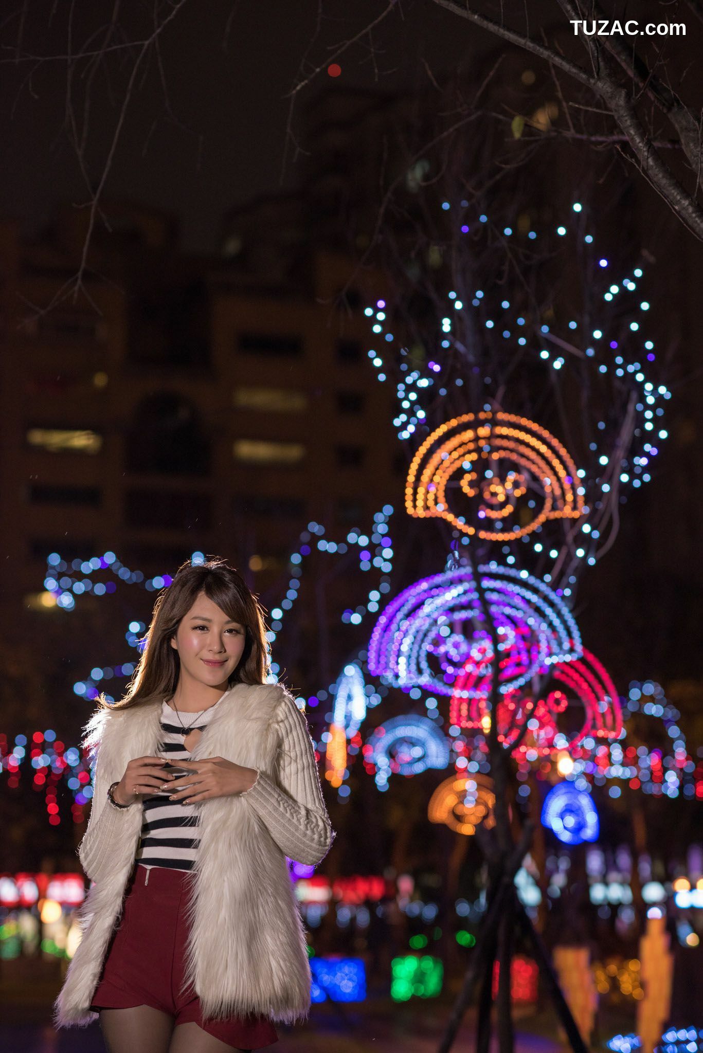 台湾正妹_台湾美女夏晴MISO《圣诞外拍》写真集