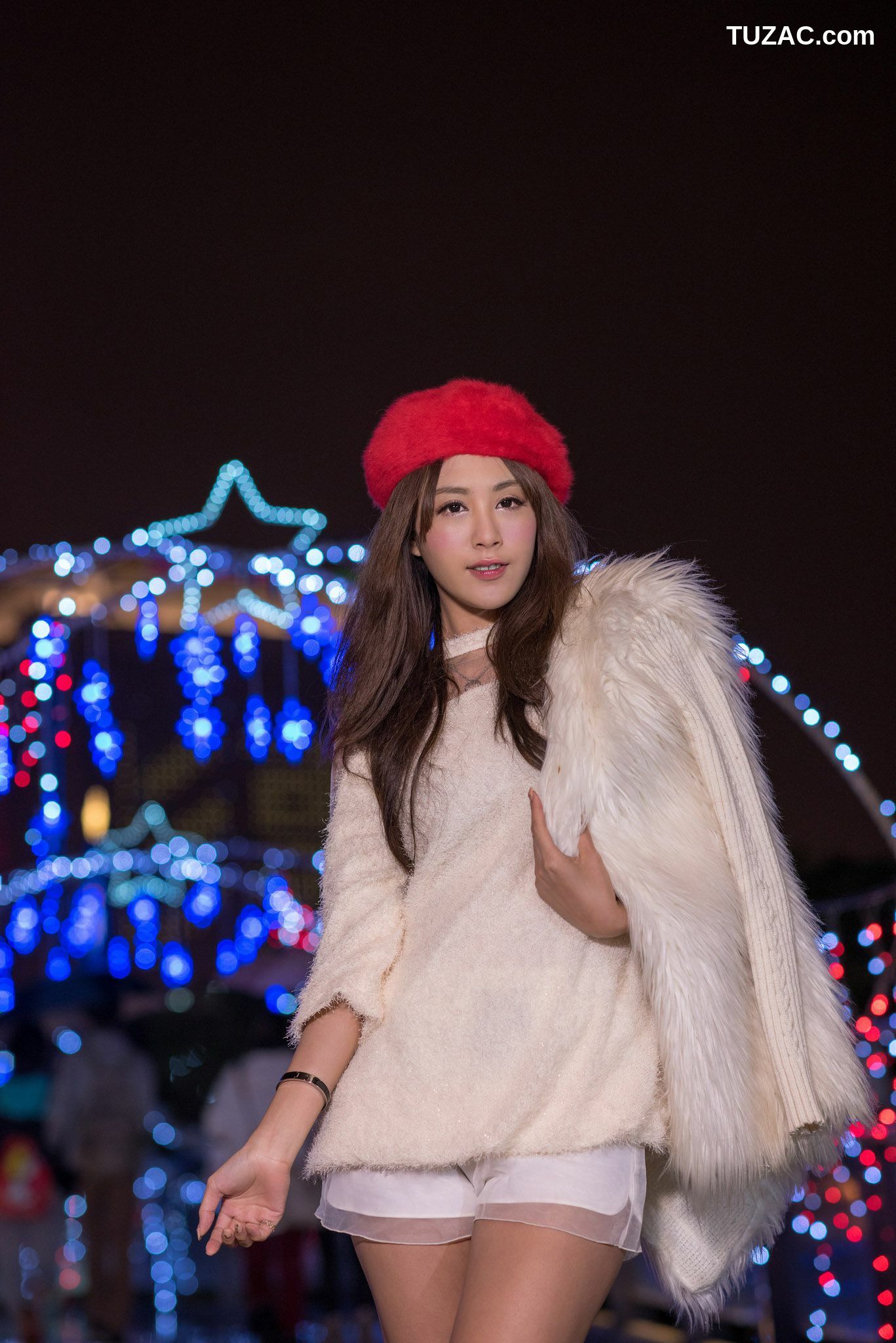 台湾正妹_台湾美女夏晴MISO《圣诞外拍》写真集