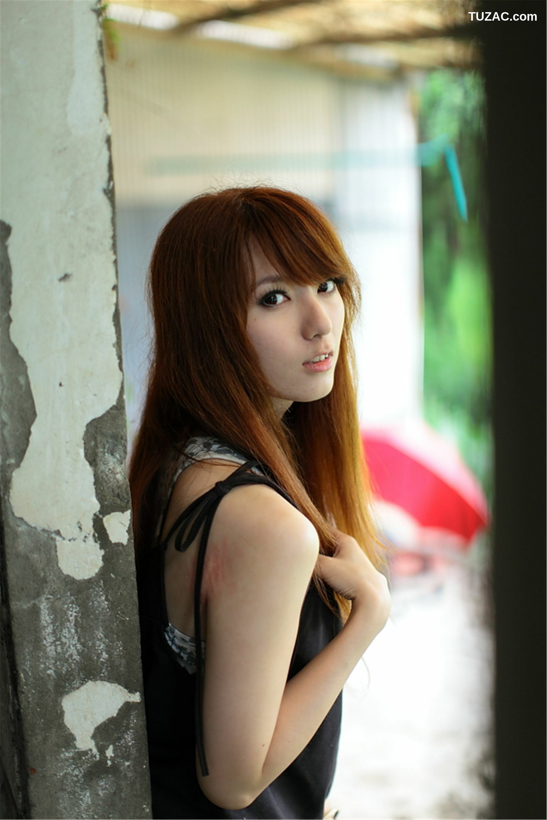 台湾正妹_台湾美女小静《农场初夏田园风光》第1部 写真集