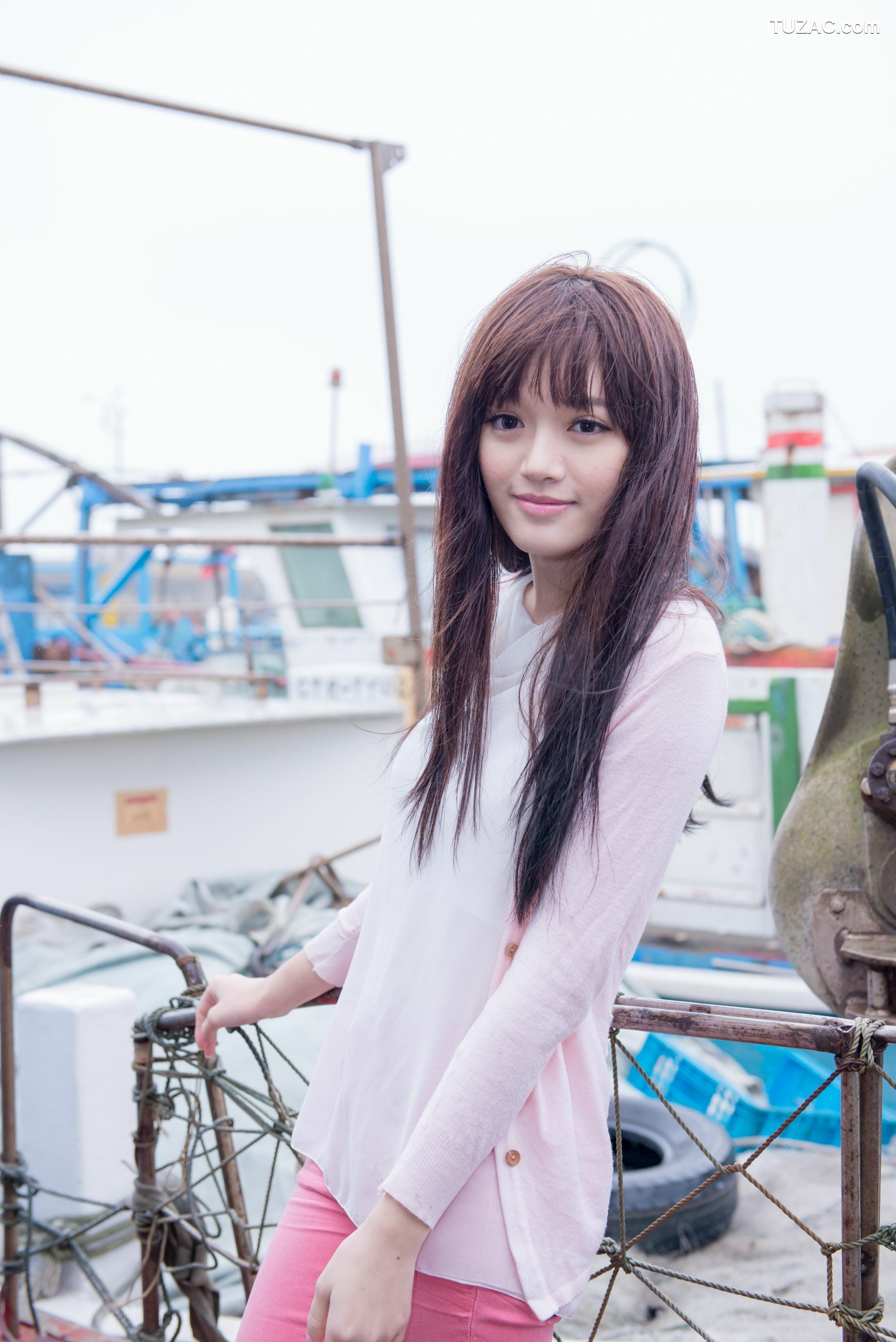 台湾正妹_台湾美女林岗怡Didy《粉色少女》写真集