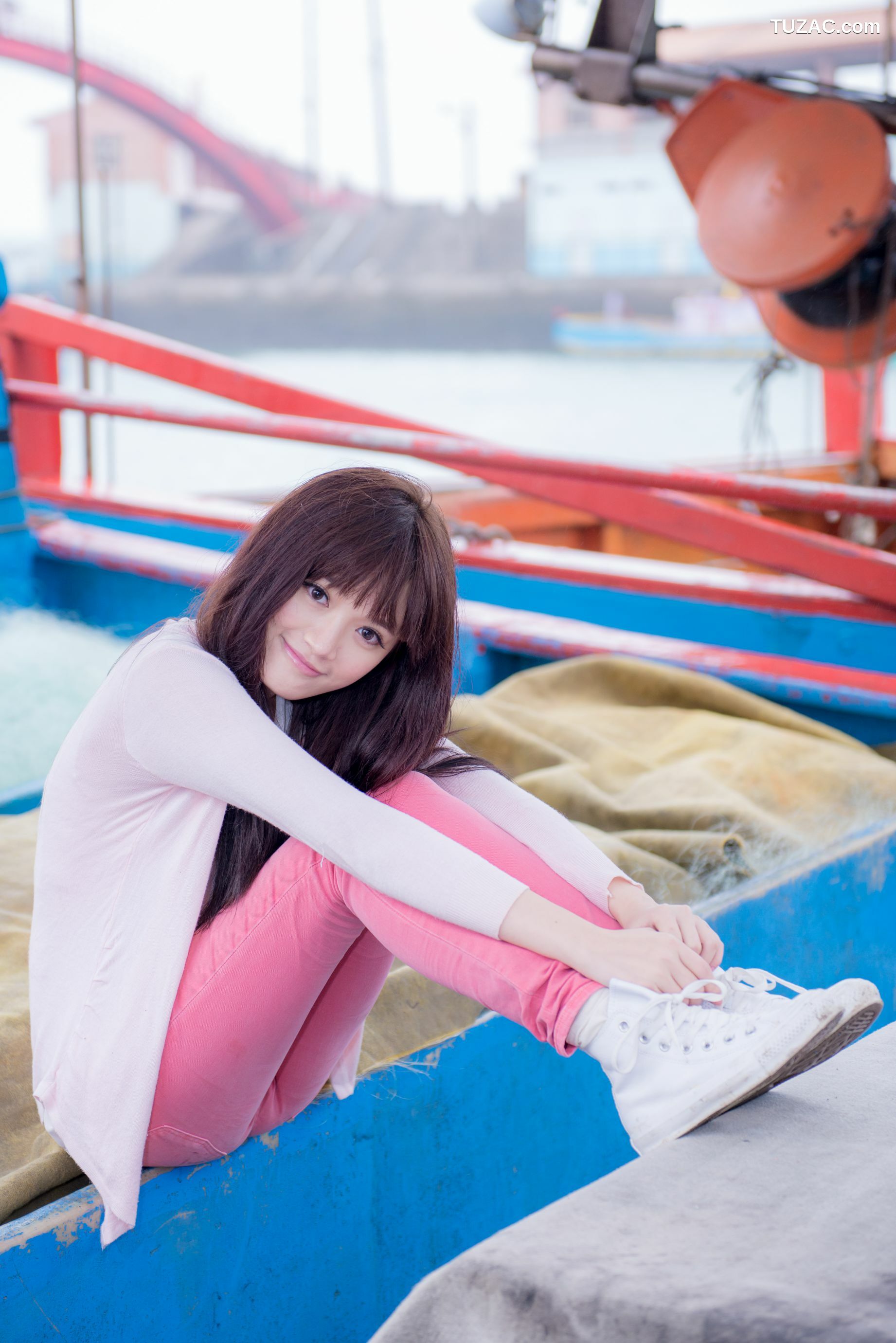 台湾正妹_台湾美女林岗怡Didy《粉色少女》写真集