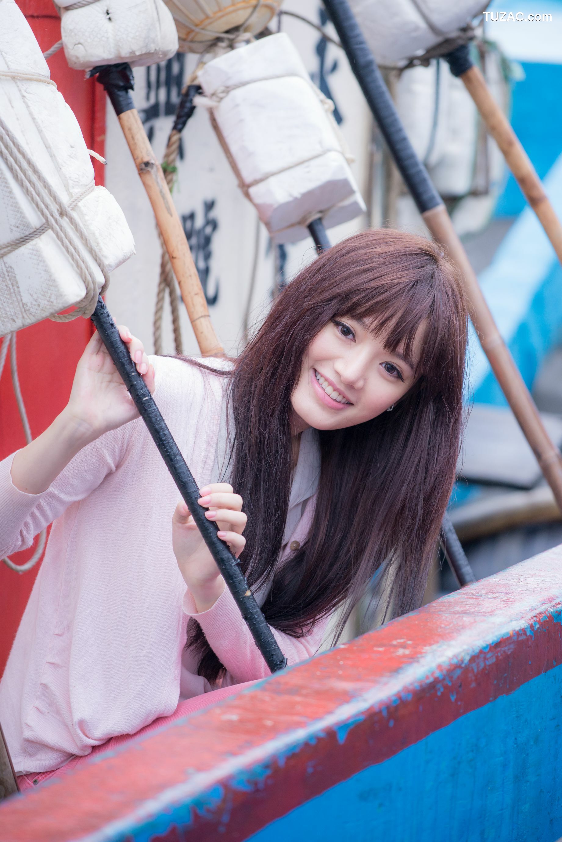 台湾正妹_台湾美女林岗怡Didy《粉色少女》写真集