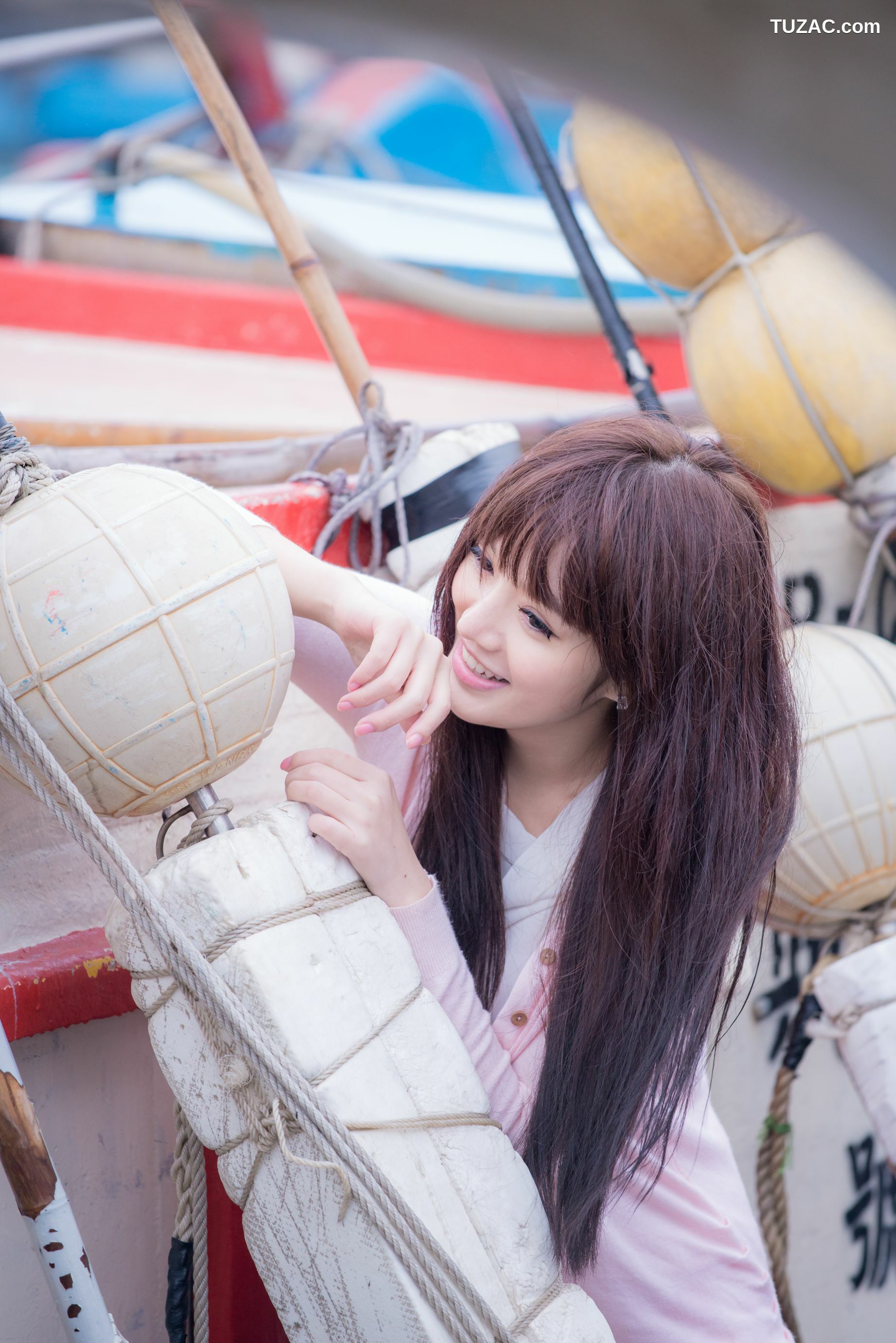 台湾正妹_台湾美女林岗怡Didy《粉色少女》写真集