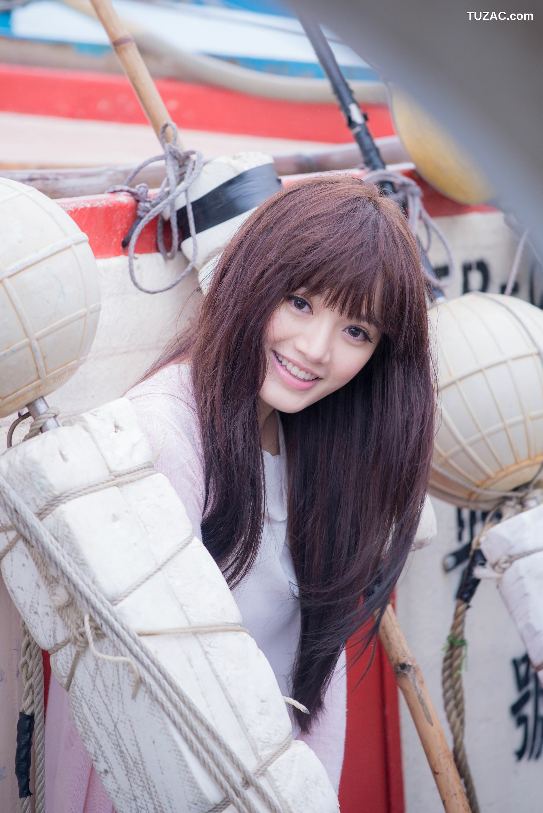 台湾正妹_台湾美女林岗怡Didy《粉色少女》写真集