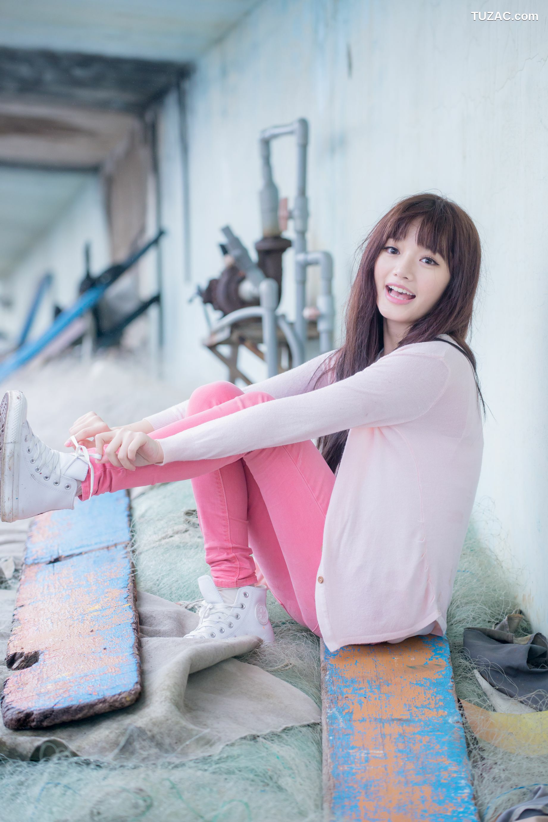 台湾正妹_台湾美女林岗怡Didy《粉色少女》写真集