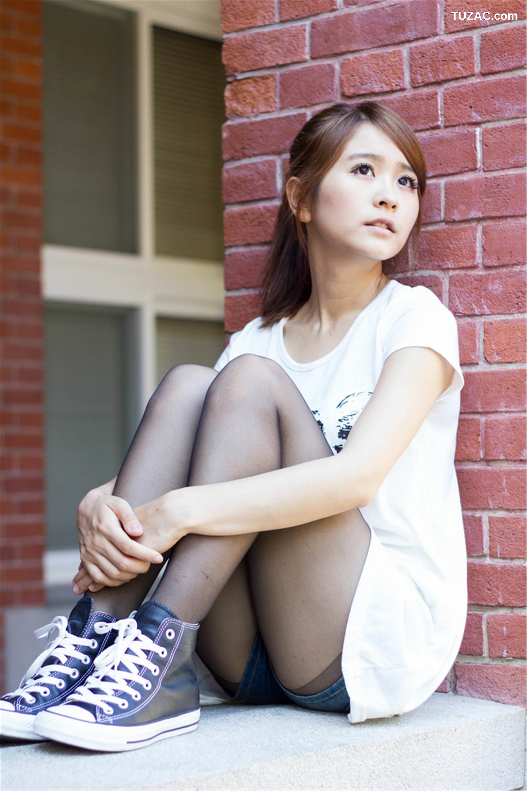 台湾正妹_台湾美女模特圈圈/郭燕陵《校园时光》写真集