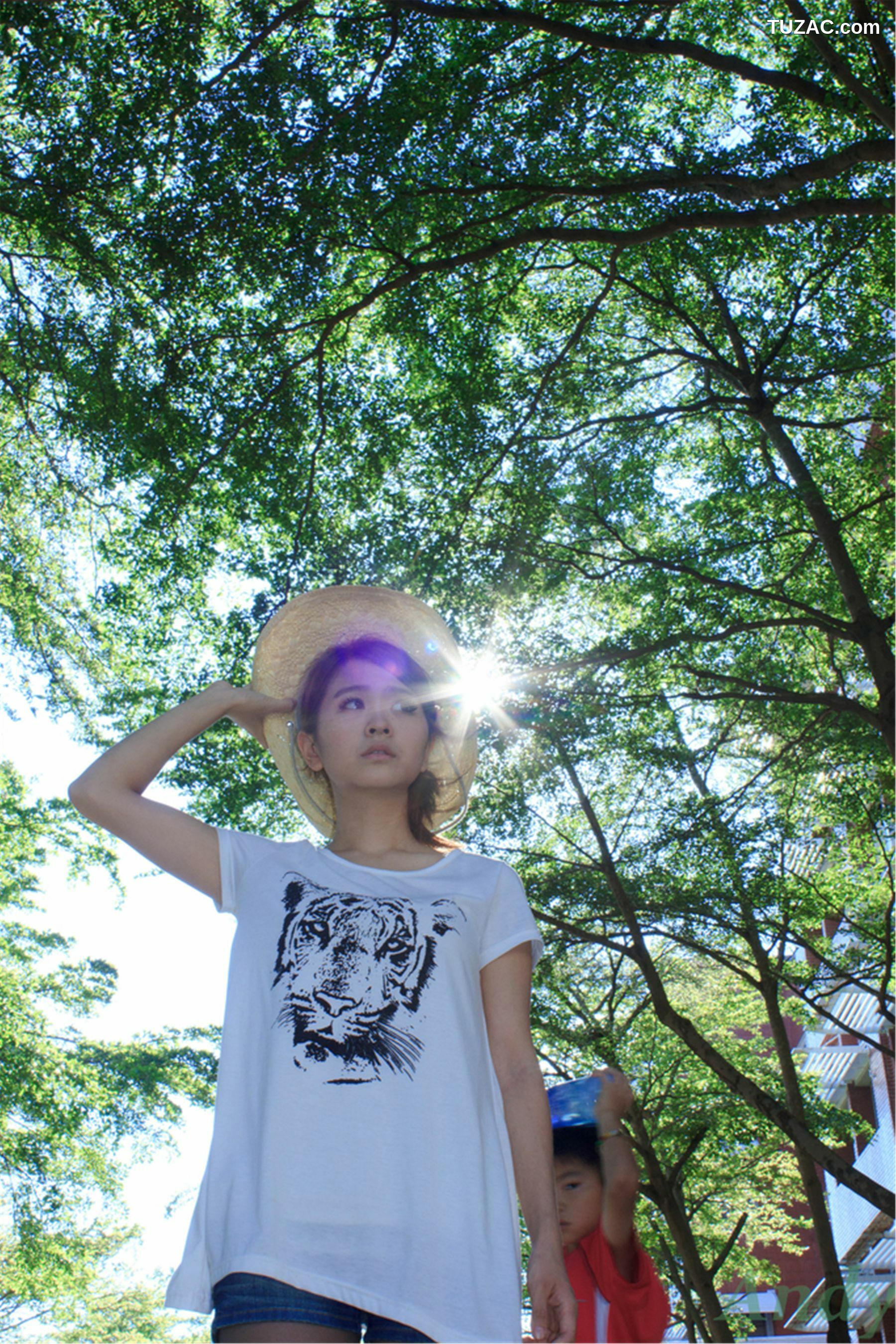 台湾正妹_台湾美女模特圈圈/郭燕陵《校园时光》写真集