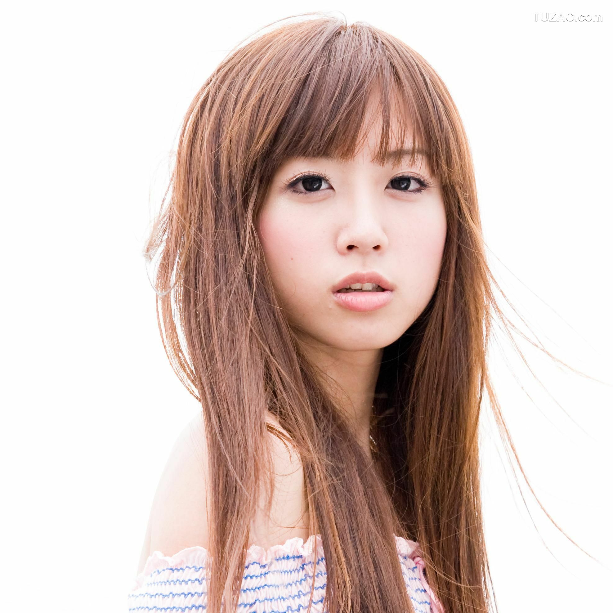 台湾正妹_台湾美女洪诗/洪诗涵《小清新甜美外拍》写真集