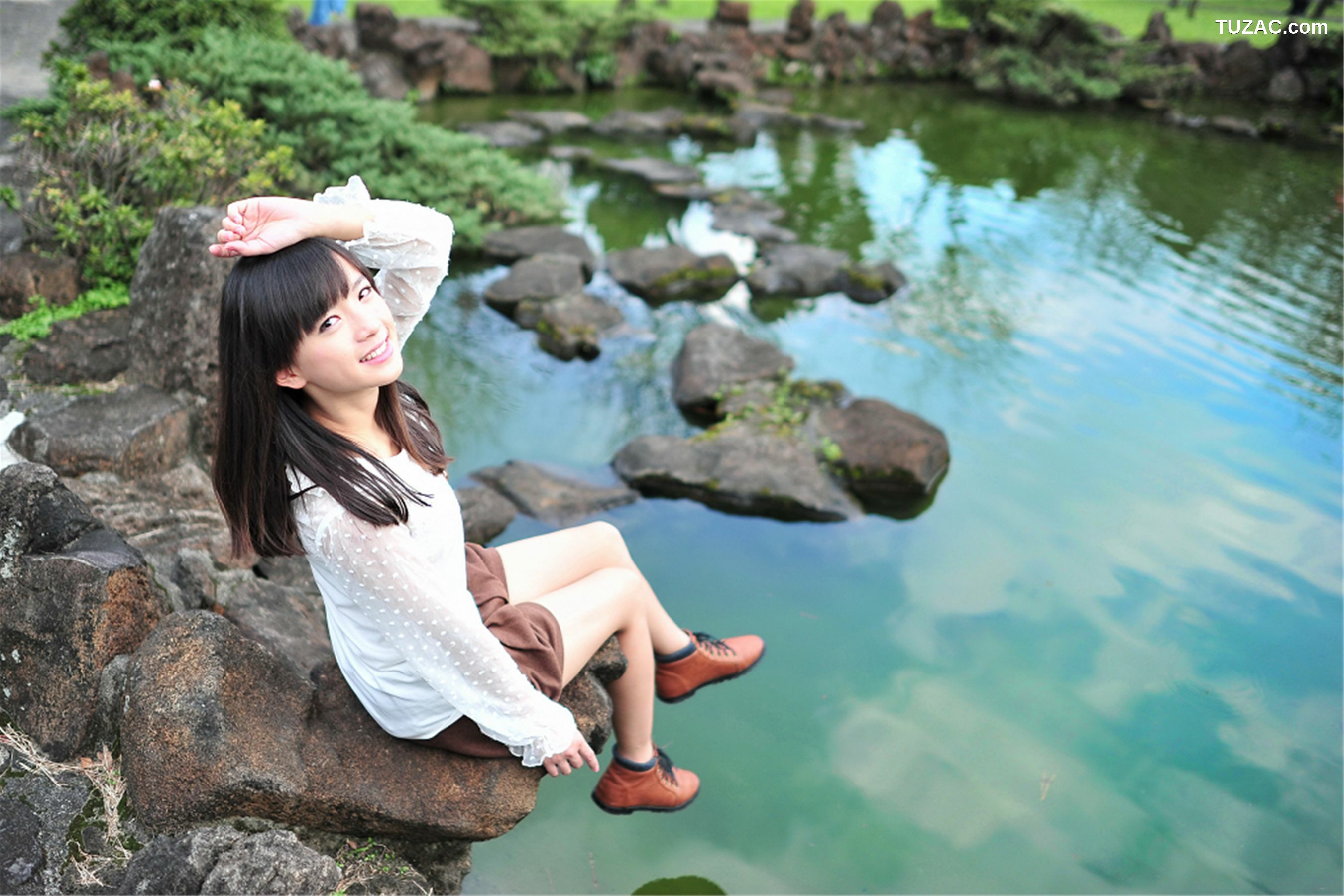 台湾正妹_台湾美少女小敬(虞成敬)《逸仙公园外拍》写真集