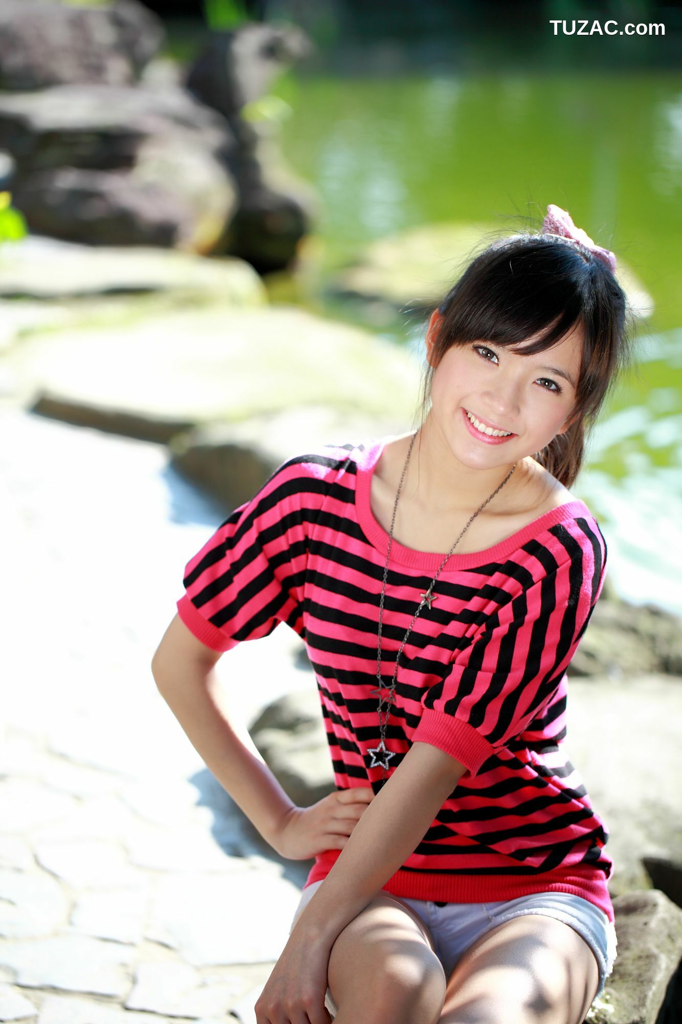 台湾正妹_台湾美少女小敬/虞成敬《4套小清新外拍图片》写真合集