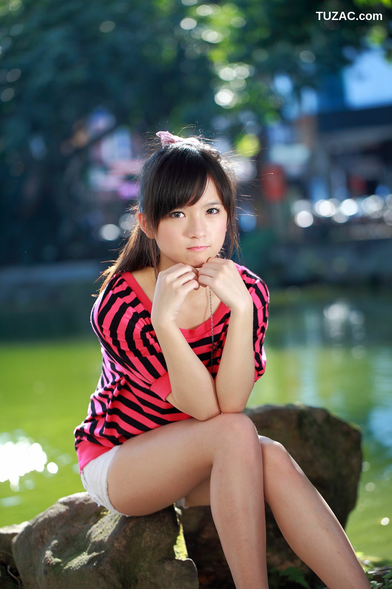 台湾正妹_台湾美少女小敬/虞成敬《4套小清新外拍图片》写真合集