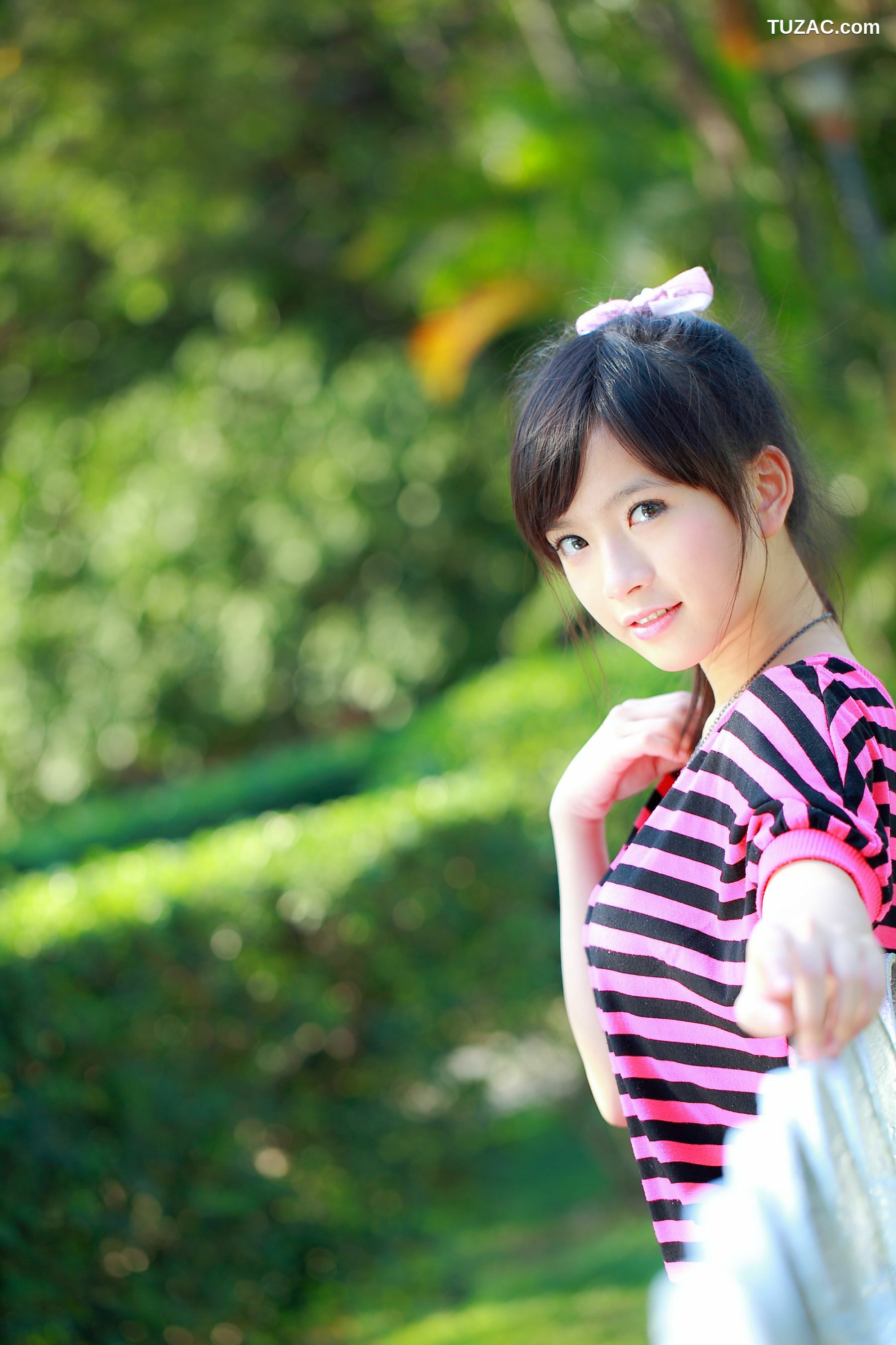 台湾正妹_台湾美少女小敬/虞成敬《4套小清新外拍图片》写真合集