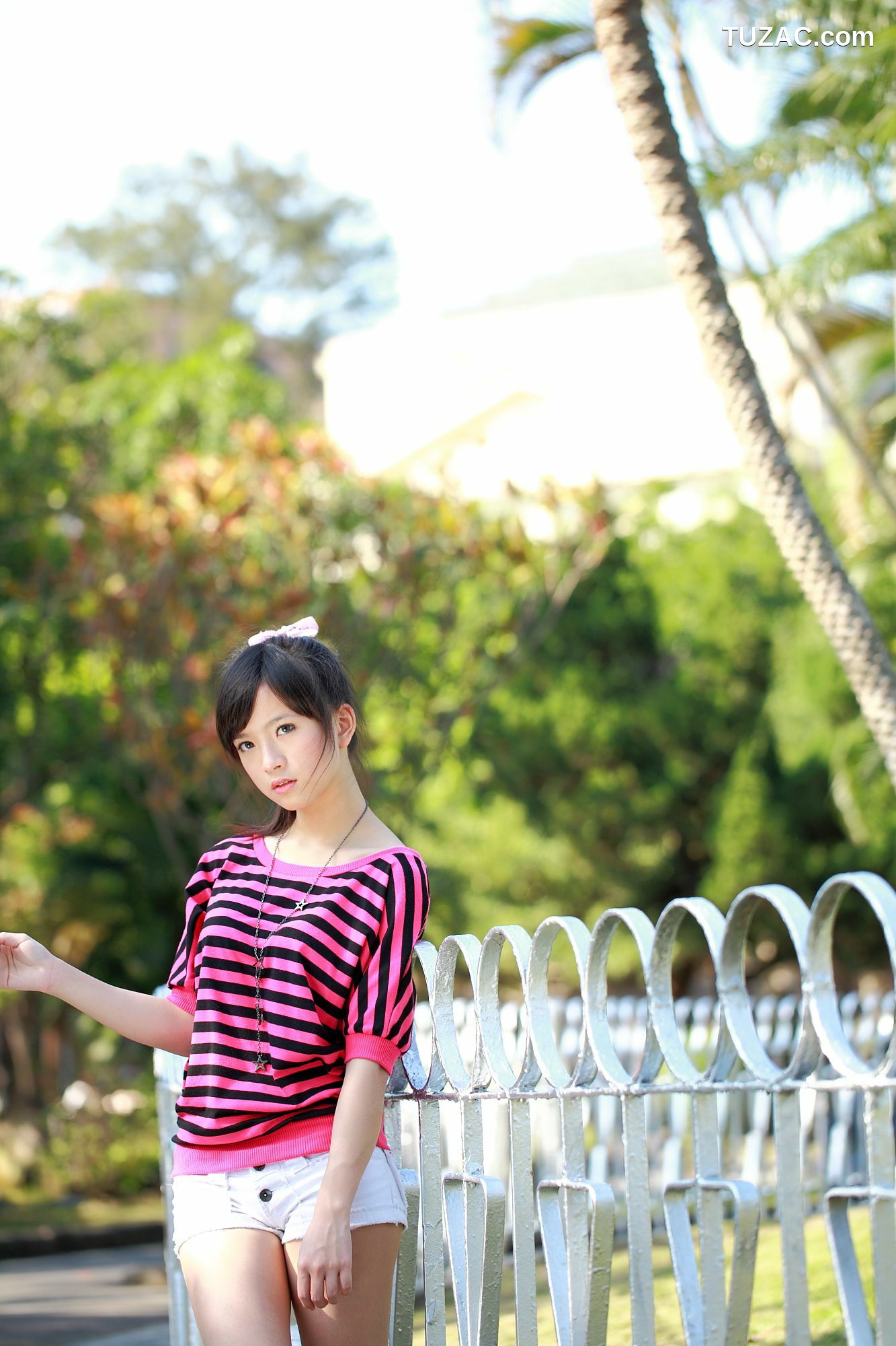 台湾正妹_台湾美少女小敬/虞成敬《4套小清新外拍图片》写真合集