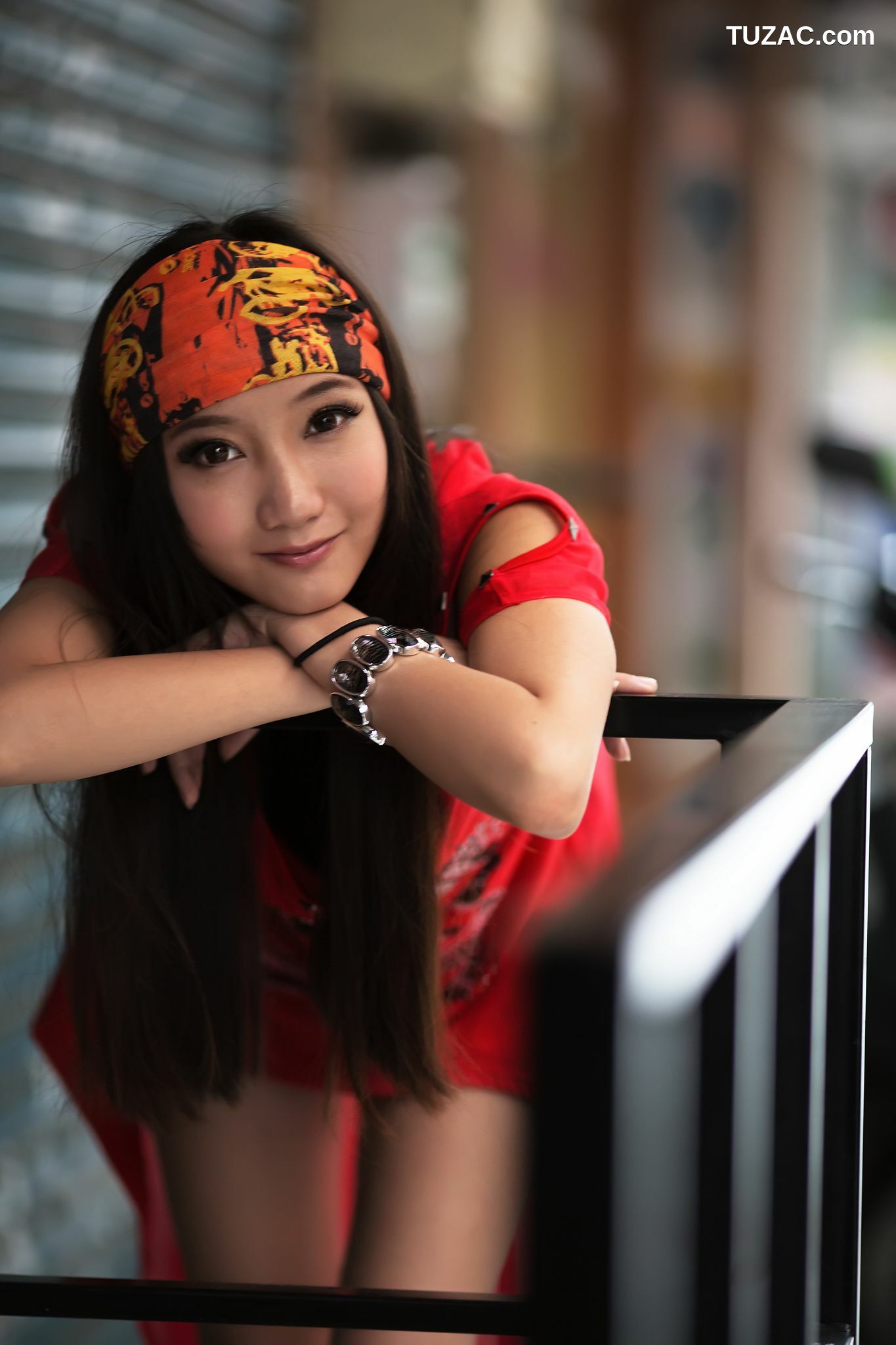 台湾正妹_台湾腿模Tina陈思婷《美國街》街拍写真集