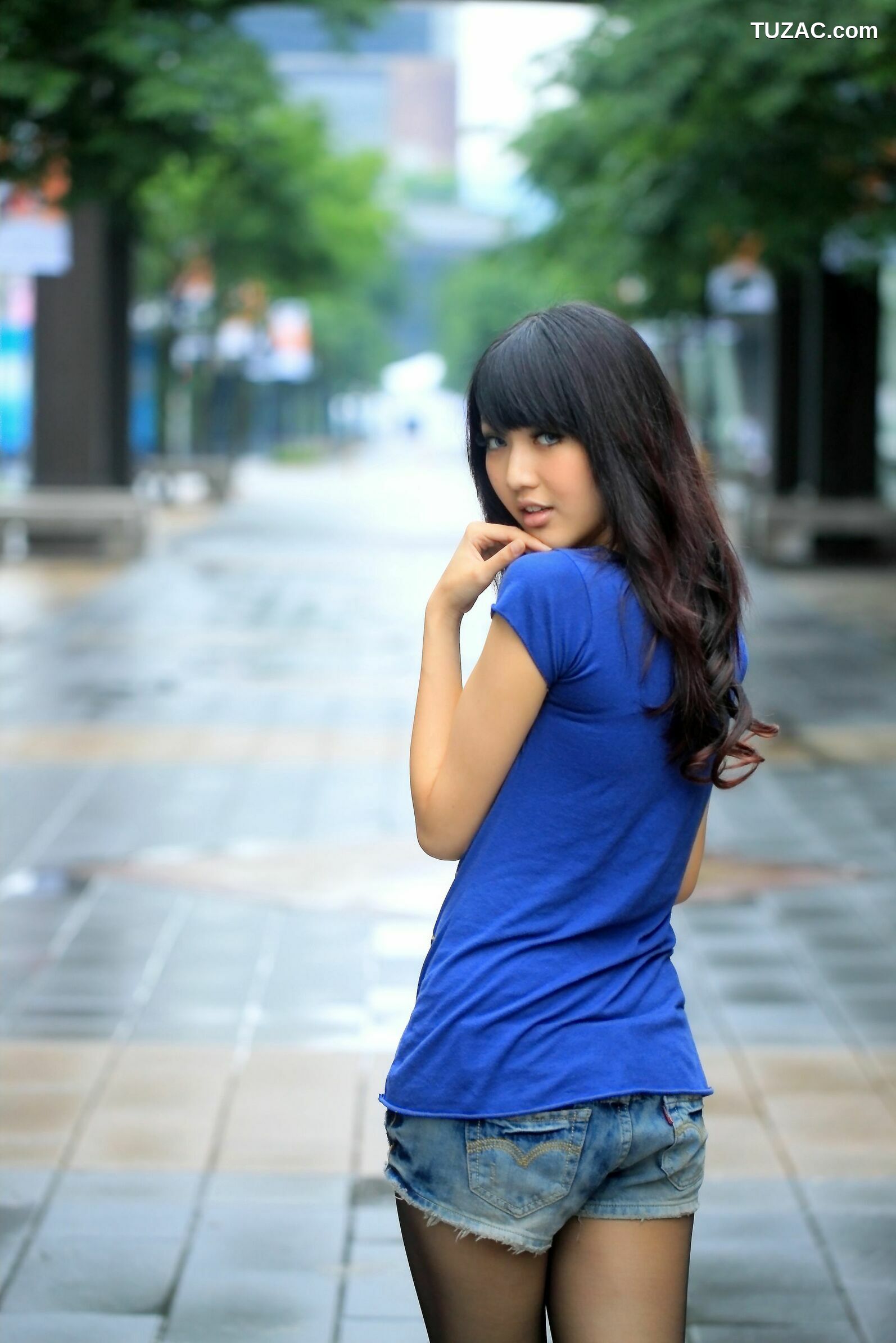 台湾正妹_台湾黑丝教主Jill/陈玮廷《街拍图片大合集》写真合集