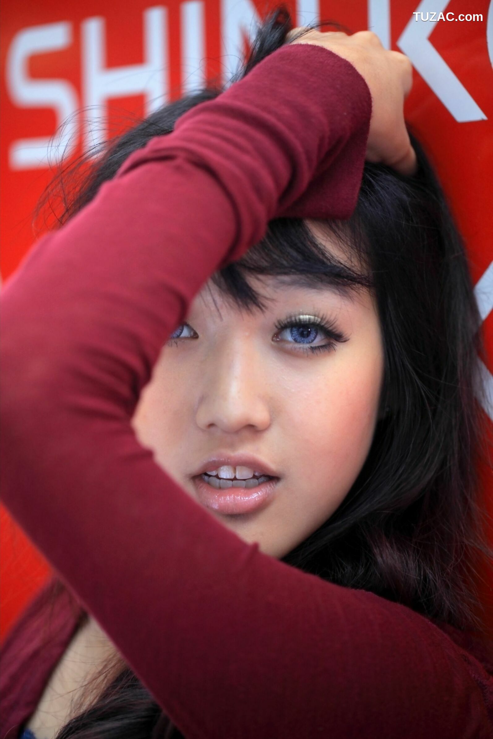 台湾正妹_台湾黑丝教主Jill/陈玮廷《街拍图片大合集》写真合集