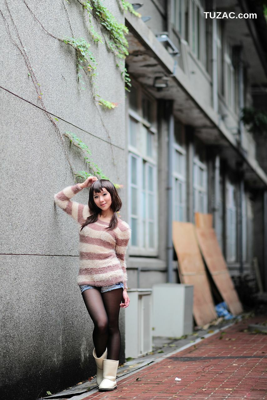 台湾正妹_台湾黑丝芭比娃娃美女外拍写真集