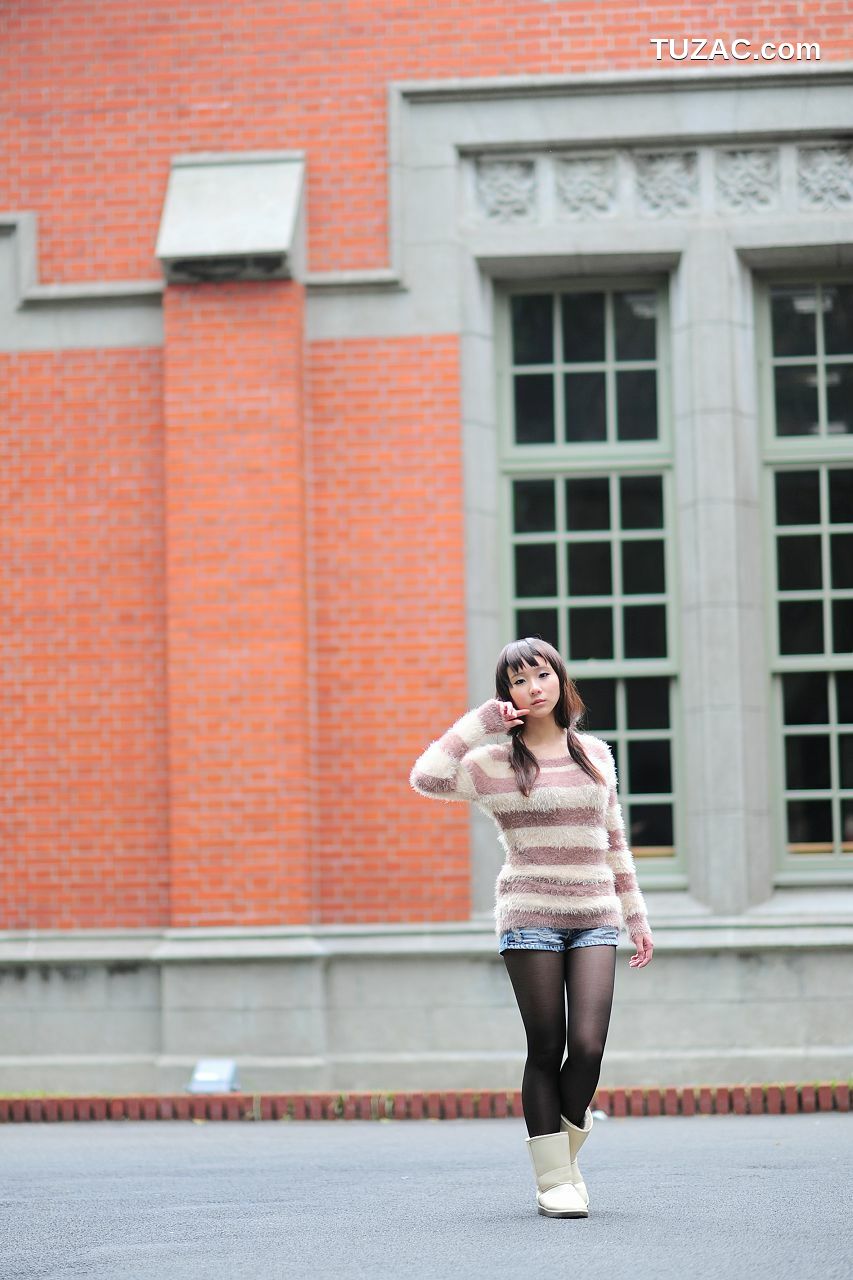 台湾正妹_台湾黑丝芭比娃娃美女外拍写真集