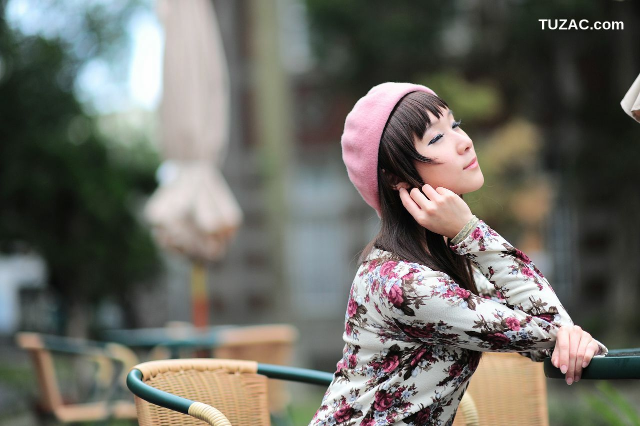 台湾正妹_台湾黑丝芭比娃娃美女外拍写真集