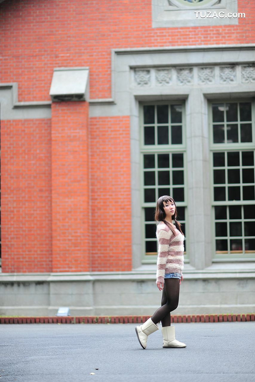 台湾正妹_台湾黑丝芭比娃娃美女外拍写真集