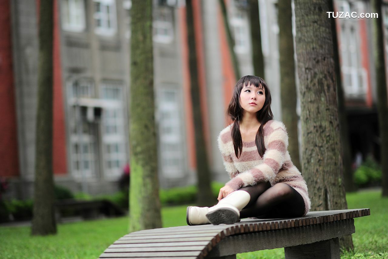 台湾正妹_台湾黑丝芭比娃娃美女外拍写真集