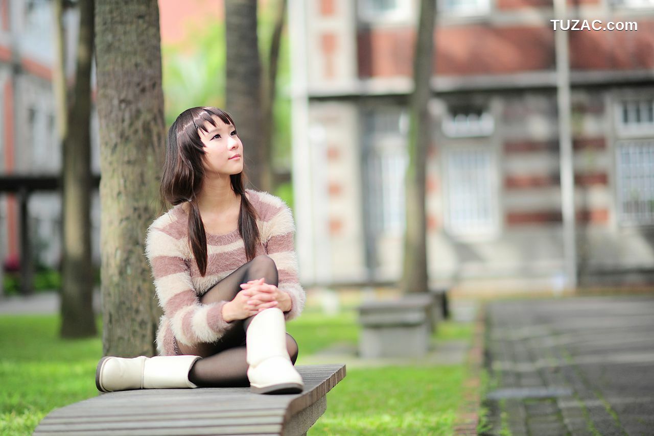 台湾正妹_台湾黑丝芭比娃娃美女外拍写真集