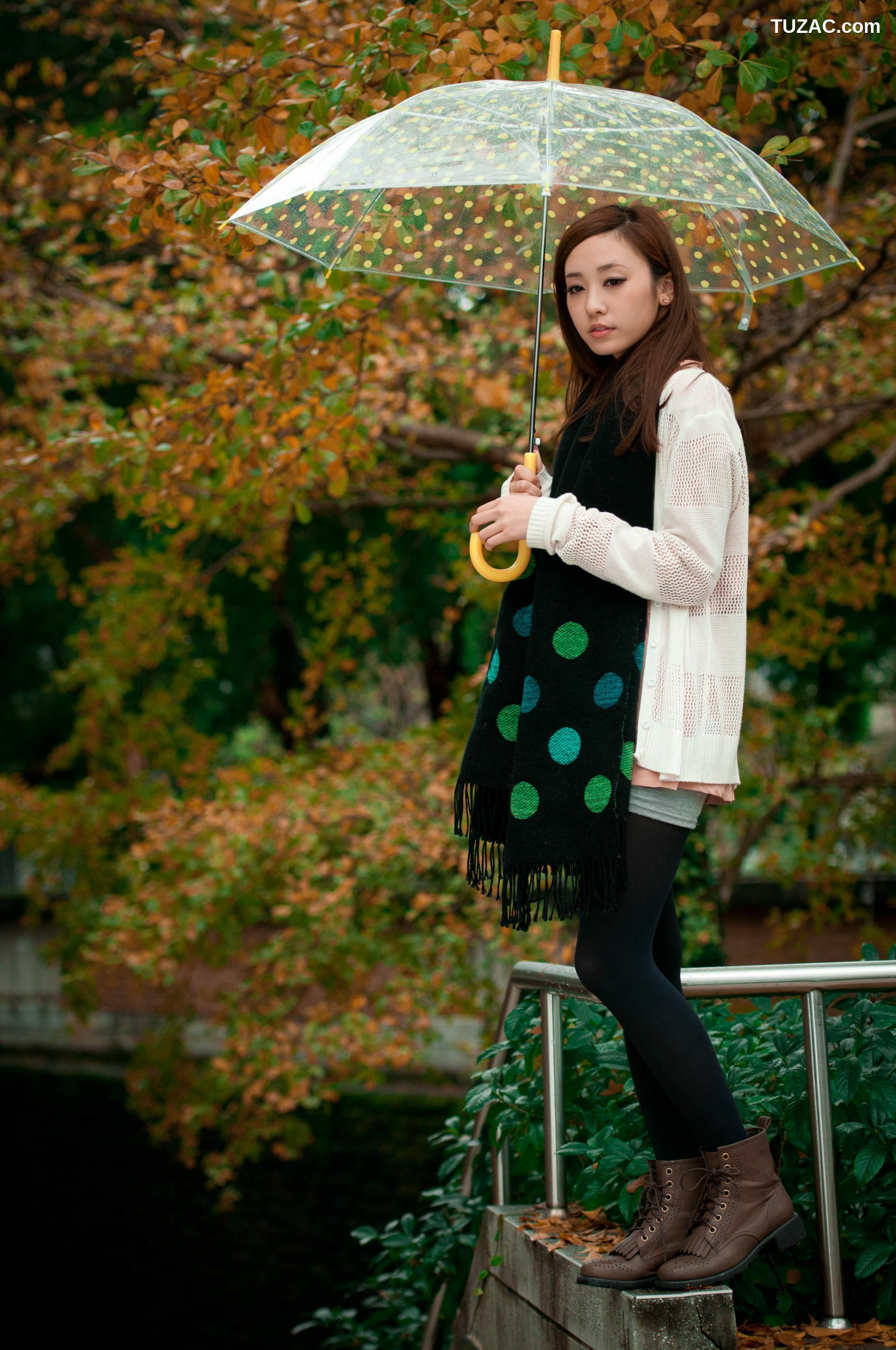 台湾正妹_席惟伦/RIko小源《小清新街拍图片》第2部 写真合集