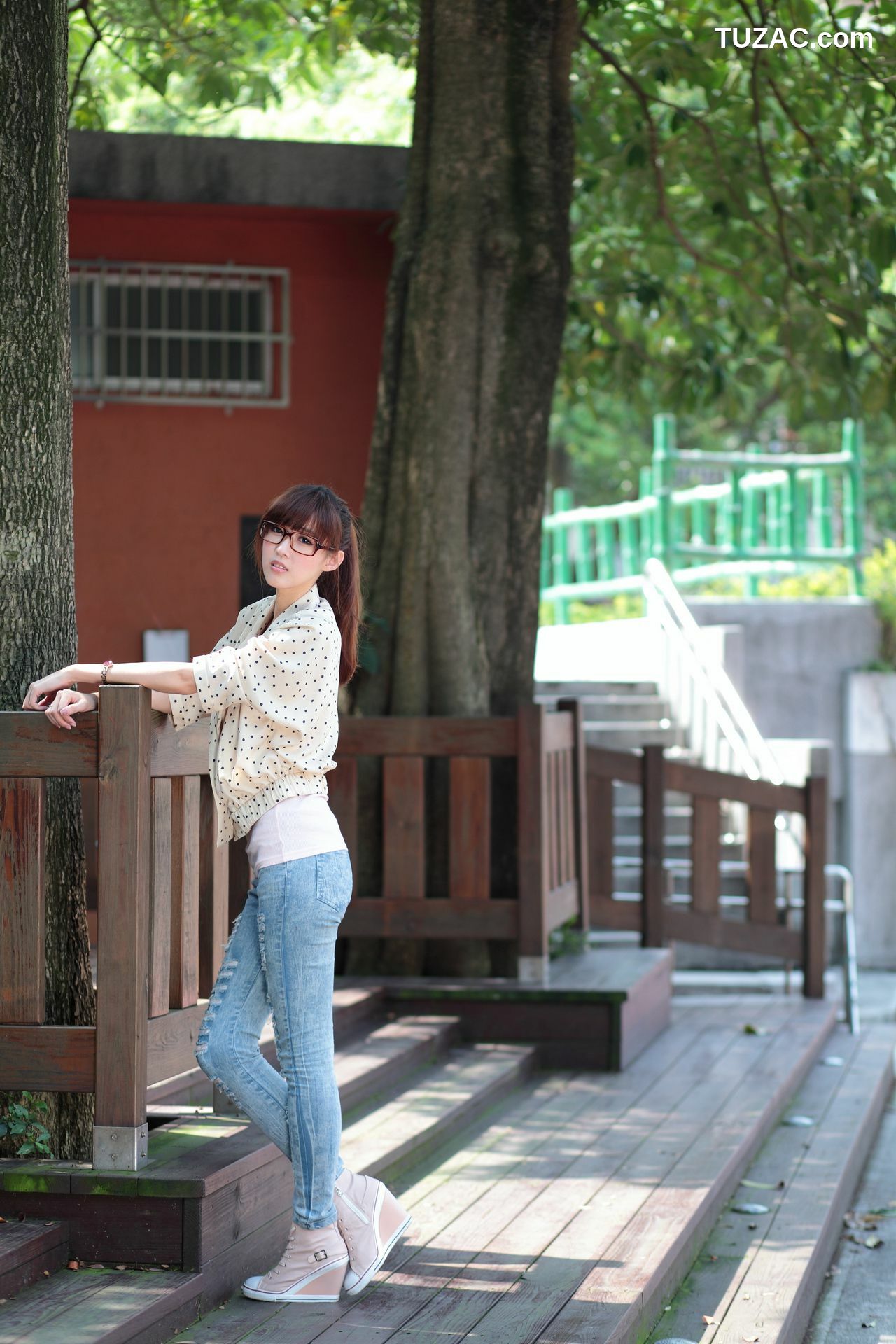 台湾正妹_廖挺伶/Kila晶晶《牛仔美腿系列图片》写真合集