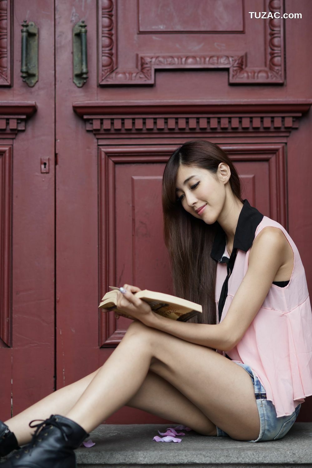 台湾正妹_廖挺伶/Kila晶晶《牛仔美腿系列图片》写真合集