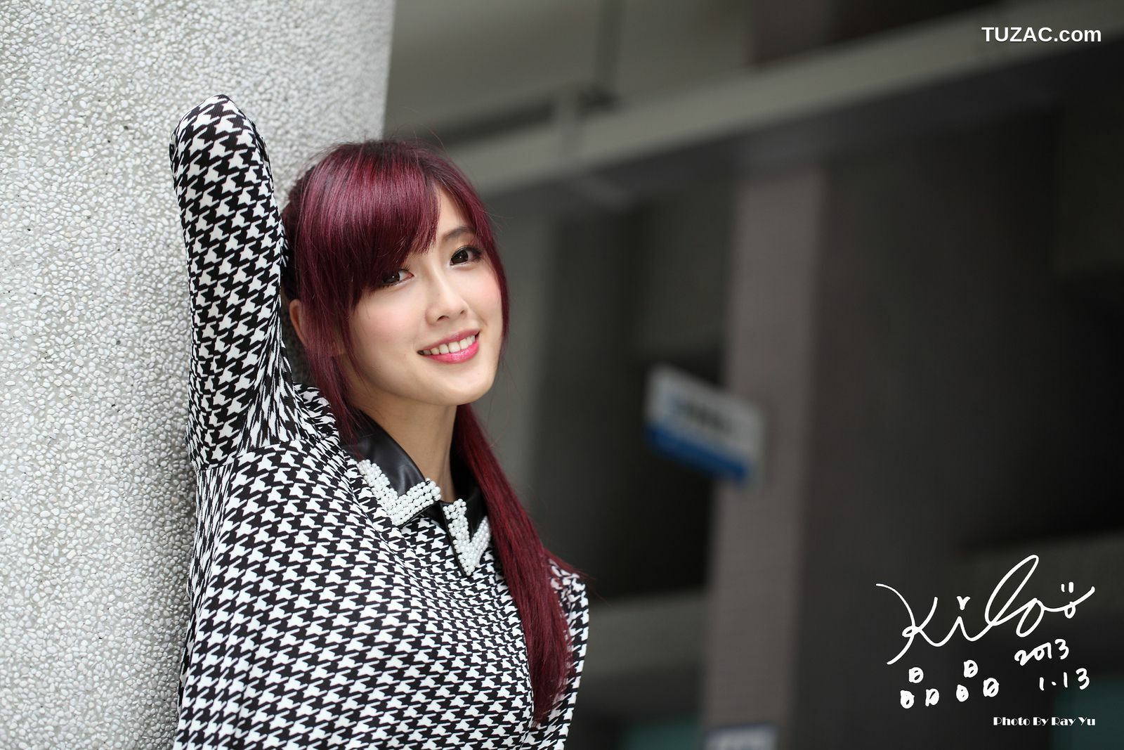 台湾正妹_廖挺伶/Kila晶晶《超短裙+长靴街拍》写真集