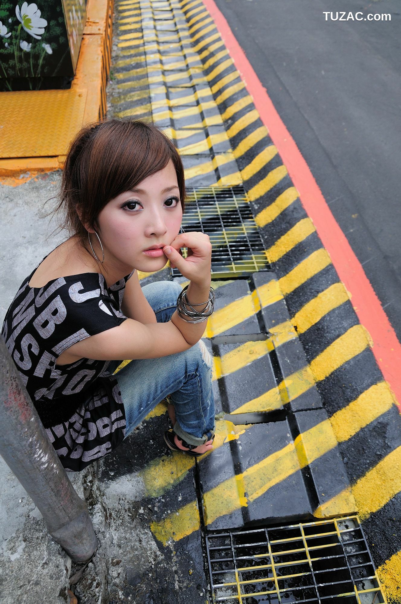 台湾正妹_张允霏/Mikako《公館商圈街拍》写真集