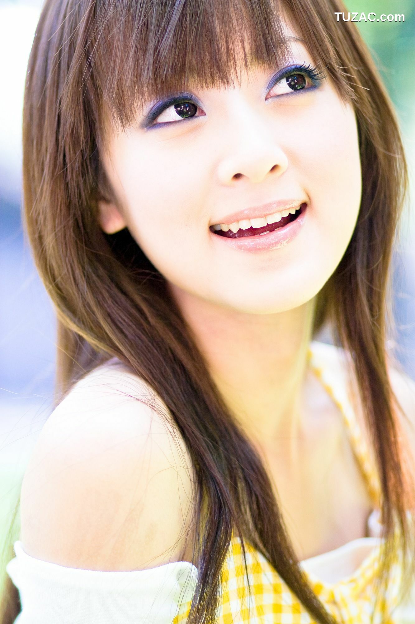 台湾正妹_张允霏/果子MM《台大外拍》第3部 写真集