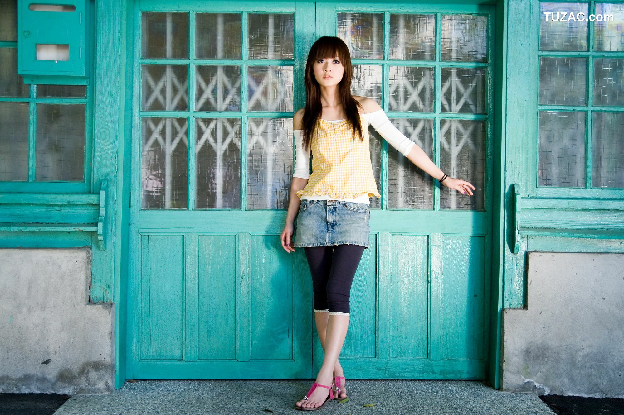 台湾正妹_张允霏/果子MM《台大外拍》第3部 写真集