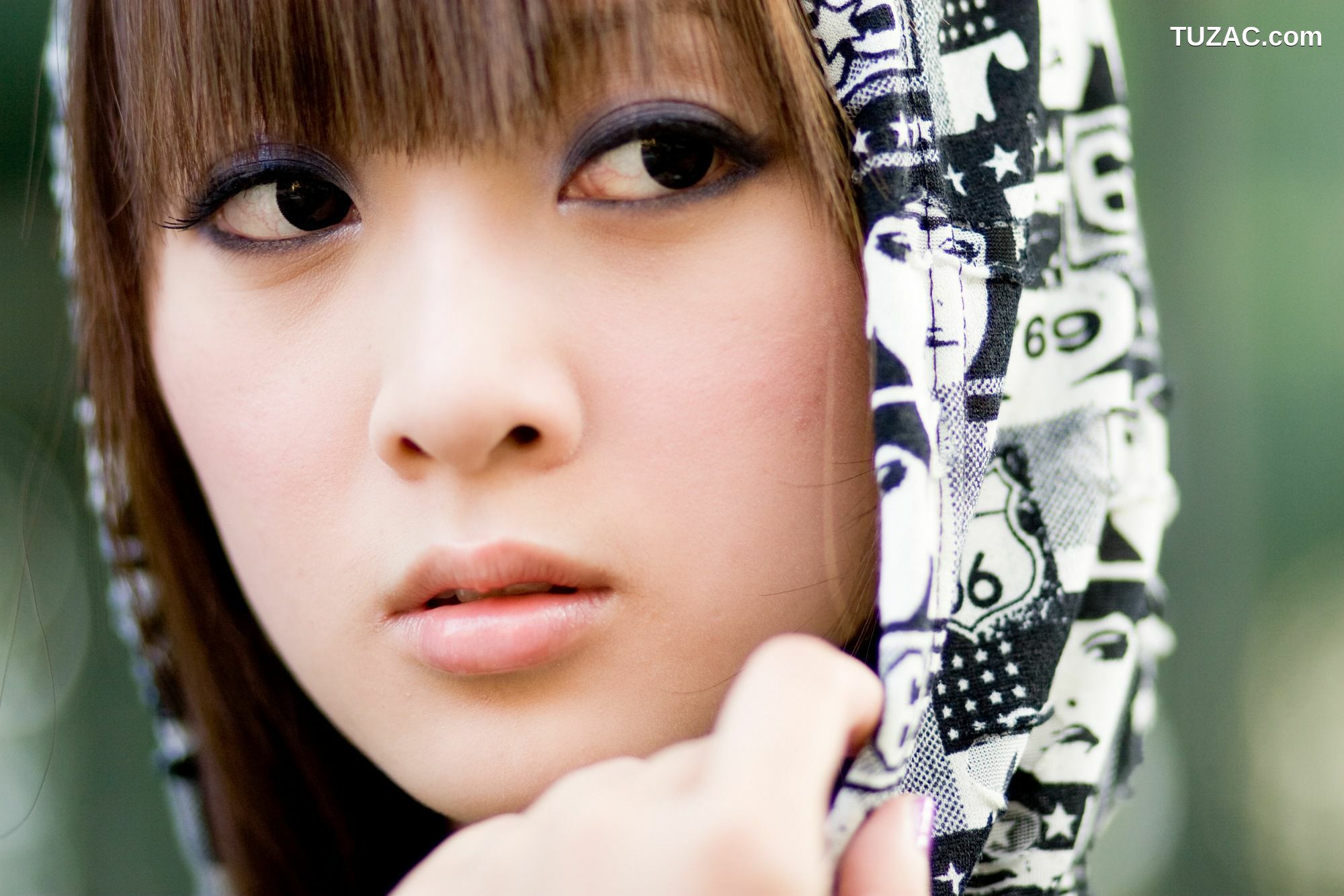 台湾正妹_张允霏/果子MM《台大外拍》第3部 写真集