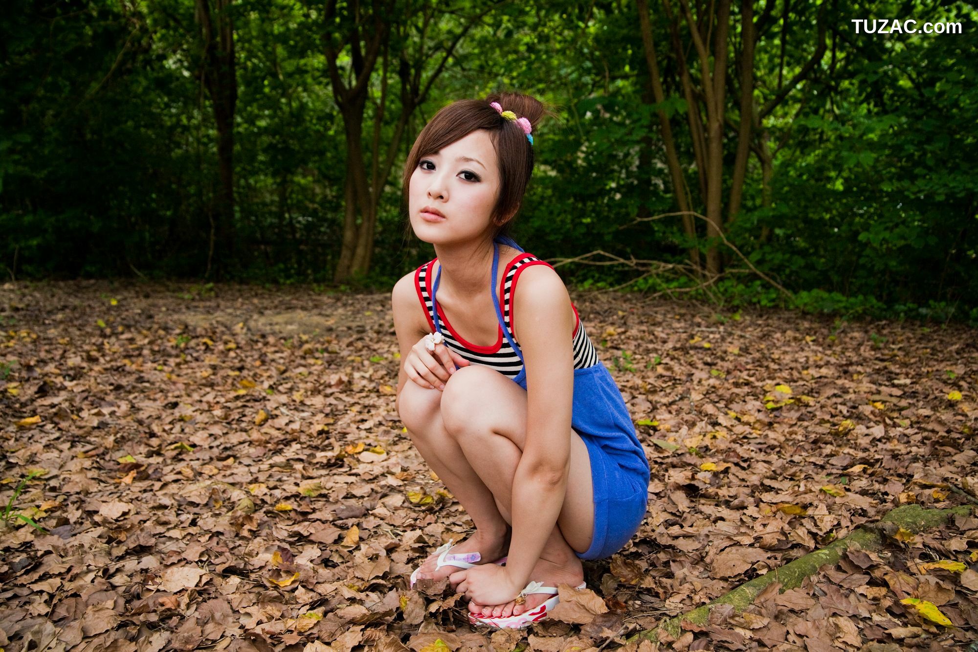 台湾正妹_张凯洁/Mikako《中興新村外拍》写真集