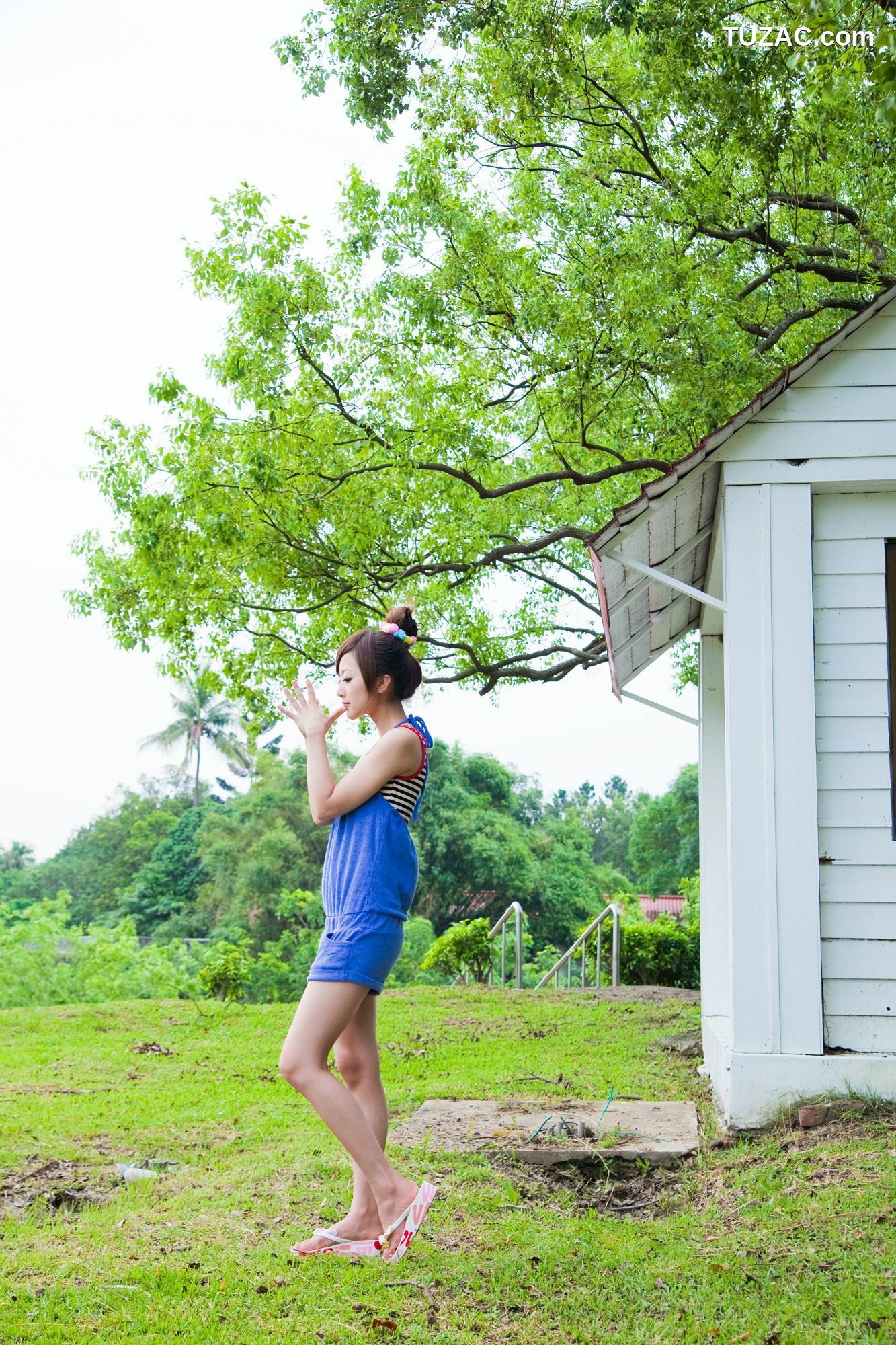 台湾正妹_张凯洁/Mikako《中興新村外拍》写真集