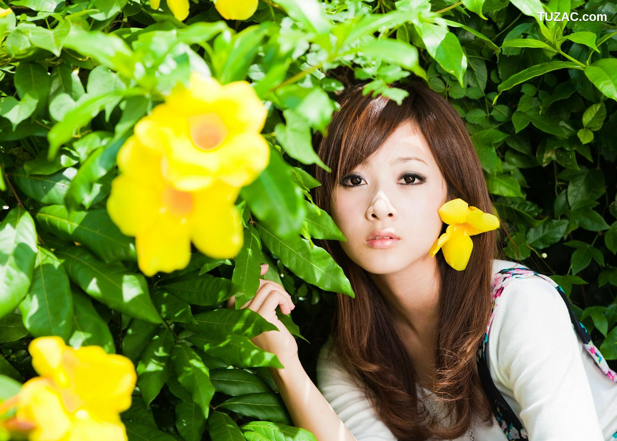 台湾正妹_张凯洁/Mikako《中興新村外拍》写真集