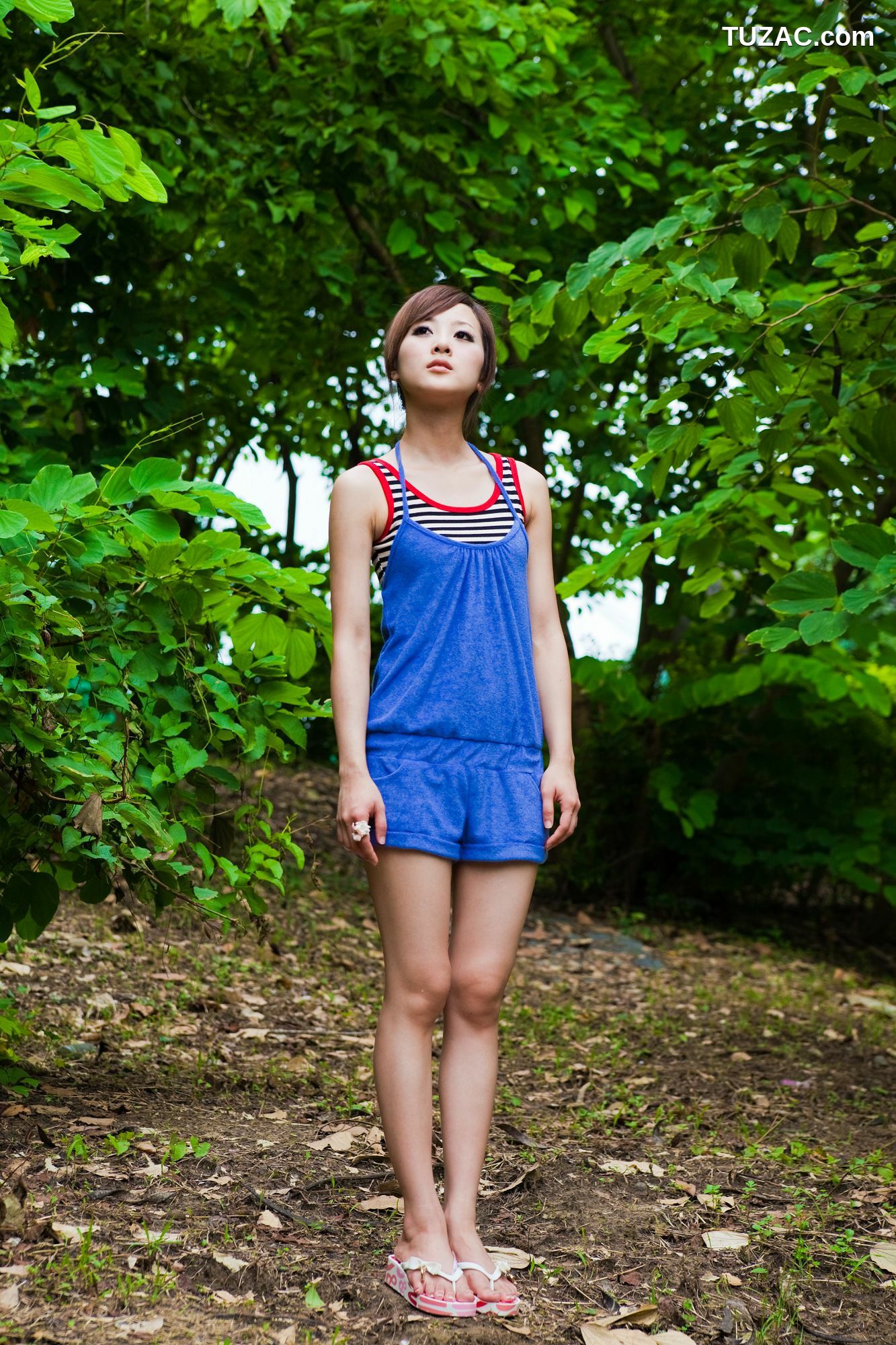 台湾正妹_张凯洁/Mikako《中興新村外拍》写真集